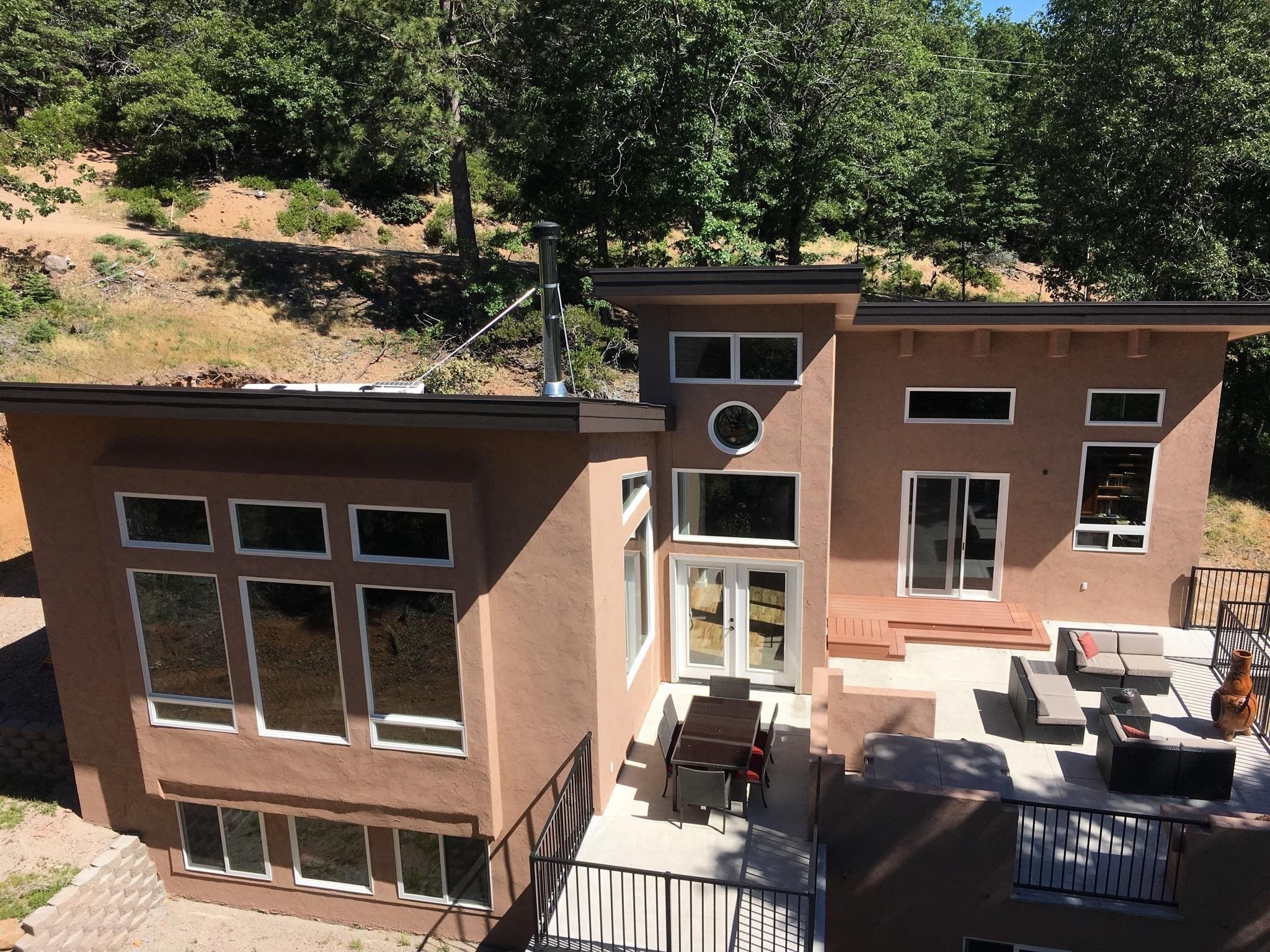 Weed, California, 96094, United States, 4 Bedrooms Bedrooms, ,3 BathroomsBathrooms,Residential,For Sale,2038321