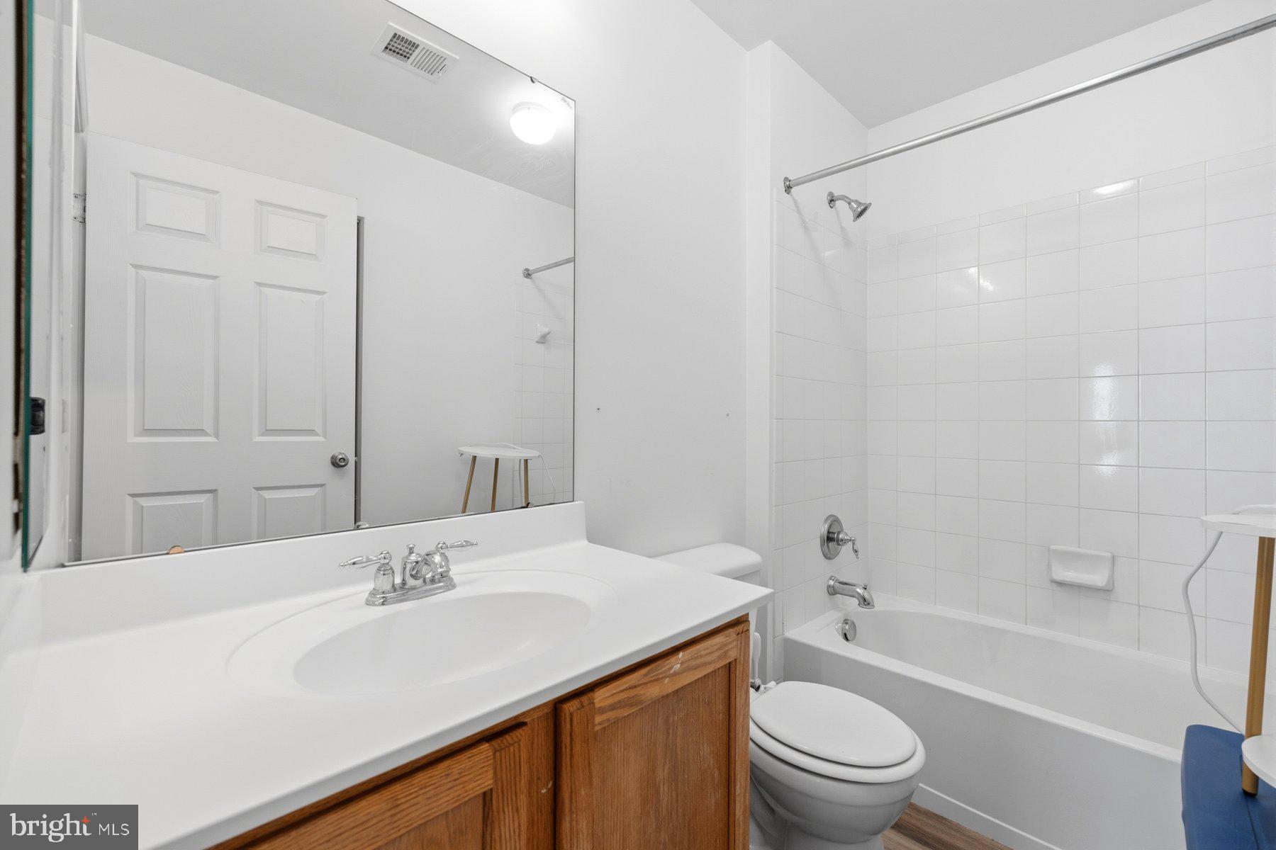 Hanover, Maryland, 21076, United States, 3 Bedrooms Bedrooms, ,4 BathroomsBathrooms,Residential,For Sale,2026428