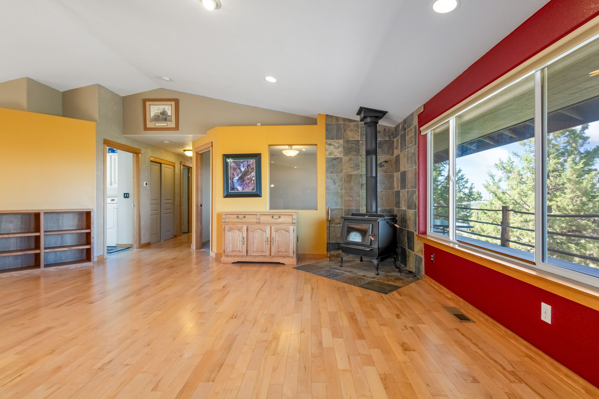 6997 SE Scenic Dr., Prineville, Oregon, 97754, United States, 4 Bedrooms Bedrooms, ,2 BathroomsBathrooms,Residential,For Sale,6997 SE Scenic Dr.,1573189