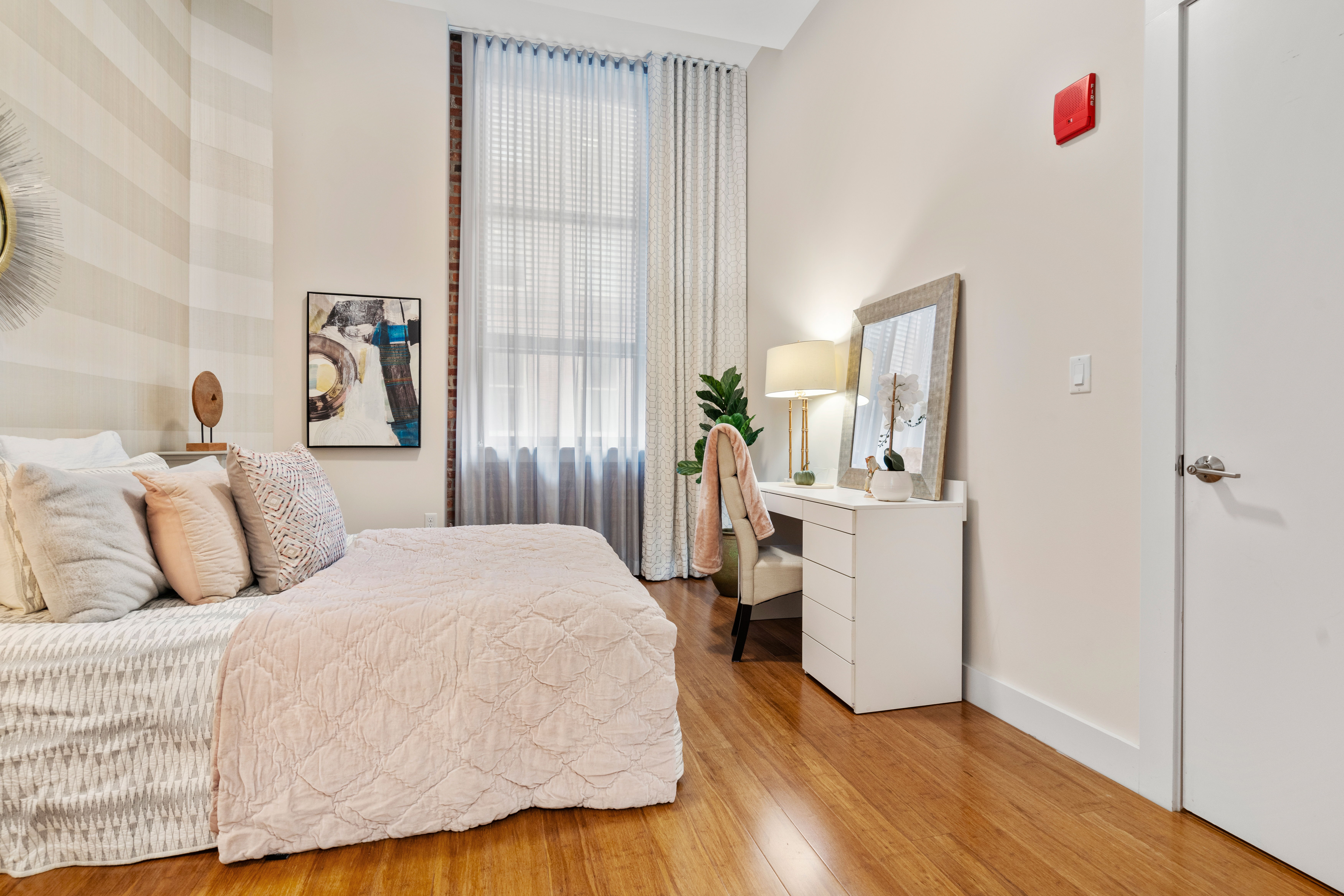  121-127 Portland Street #202, Boston, MA, 02114 - 物件實景