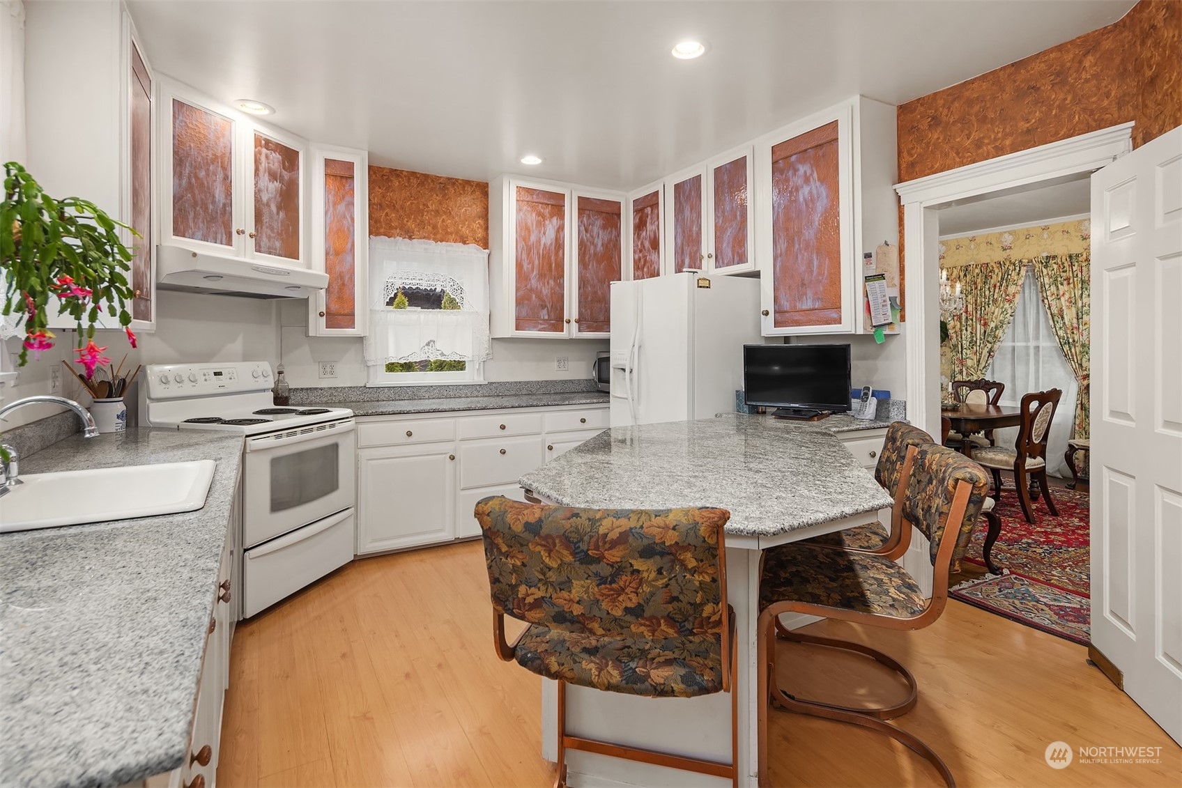 Seattle, Washington, 98112, United States, 3 Bedrooms Bedrooms, ,4 BathroomsBathrooms,Residential,For Sale,1700239