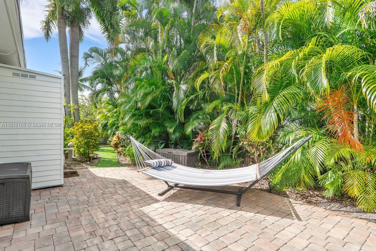 Wilton Manors, Florida, 33334, United States, 2 Bedrooms Bedrooms, ,2 BathroomsBathrooms,Residential,For Sale,1846984