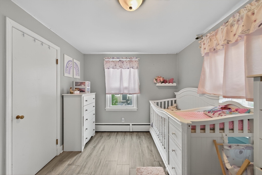 Dracut, Massachusetts, 01826, United States, 4 Bedrooms Bedrooms, ,2 BathroomsBathrooms,Residential,For Sale,1937209