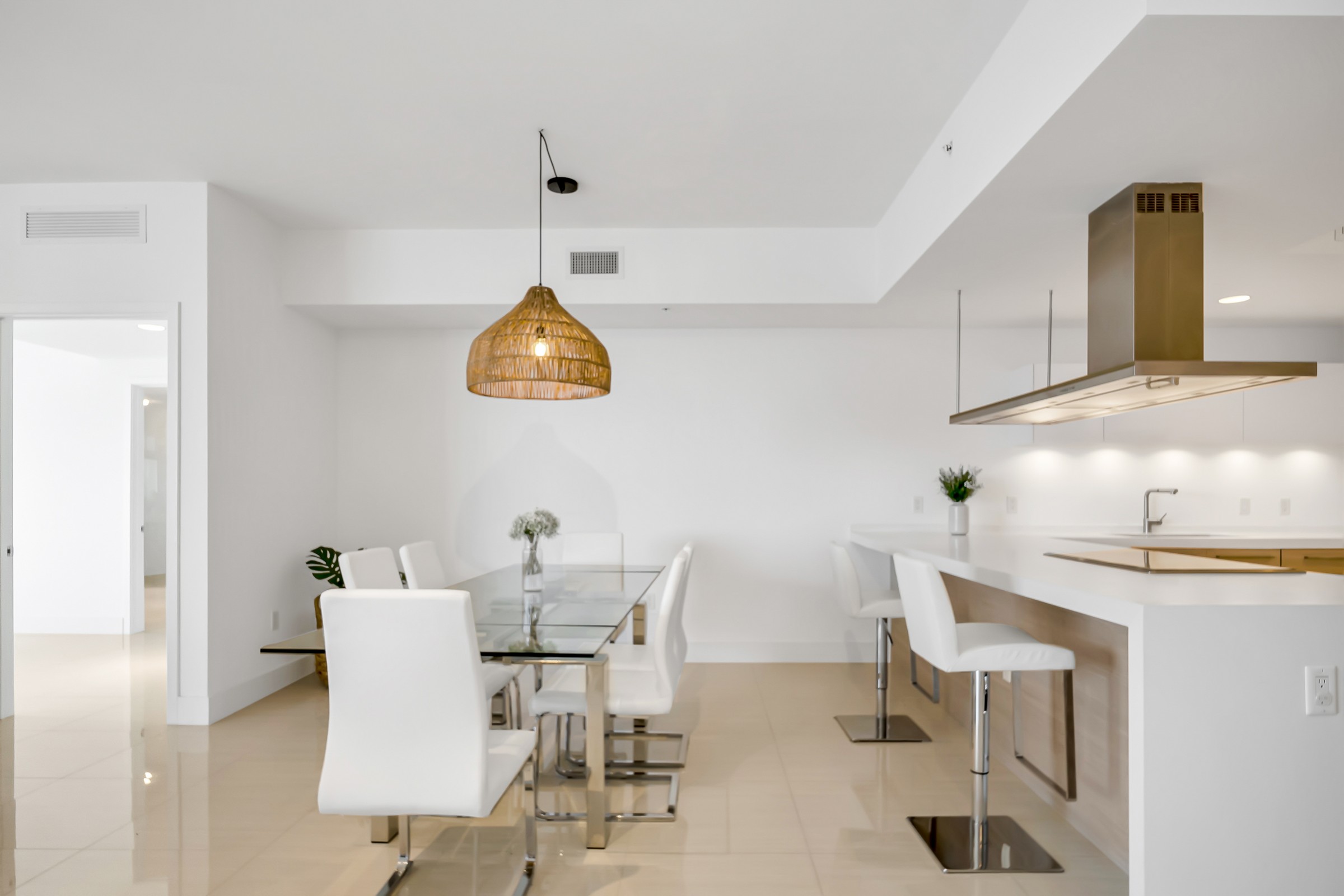  17301 Biscayne Blvd, North Miami Beach, FL, 33160 - 物件實景
