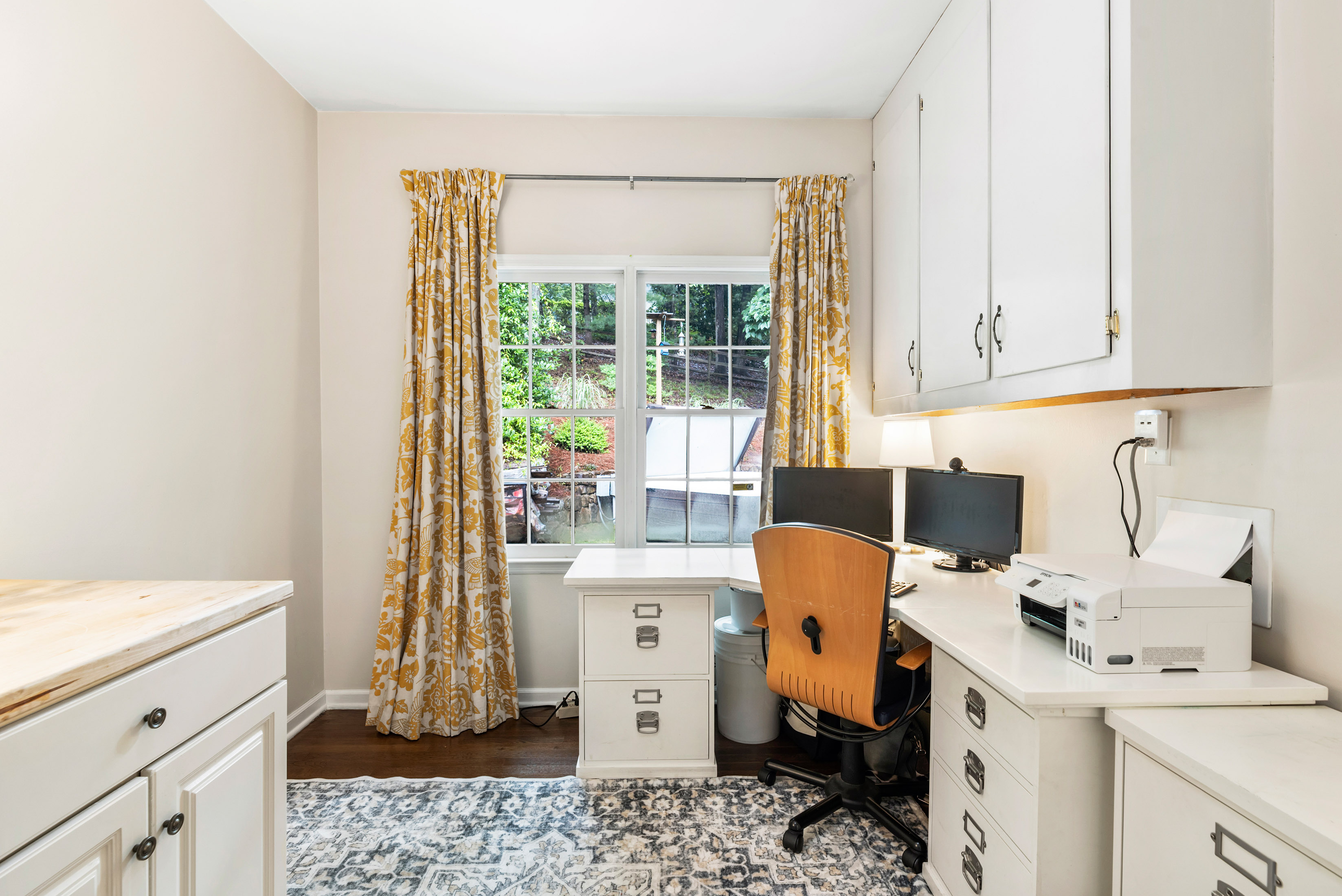 Beautifully Updated Brick Home on Quiet Cul-de-sac in Desirable Horseshoe Bend - 物件實景