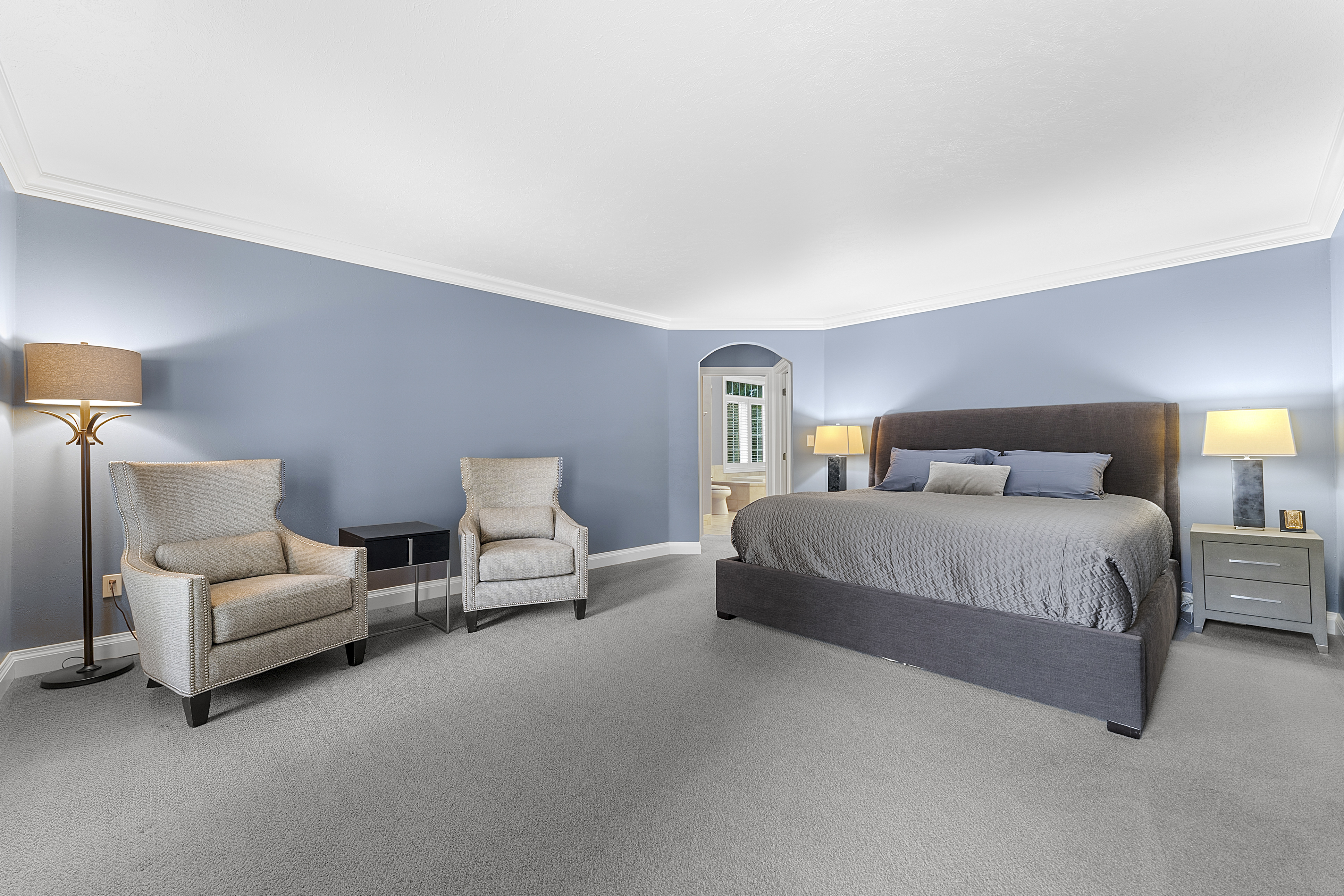  Elegant Colonial Offering Space, Privacy & Modern Comfort - 物件實景