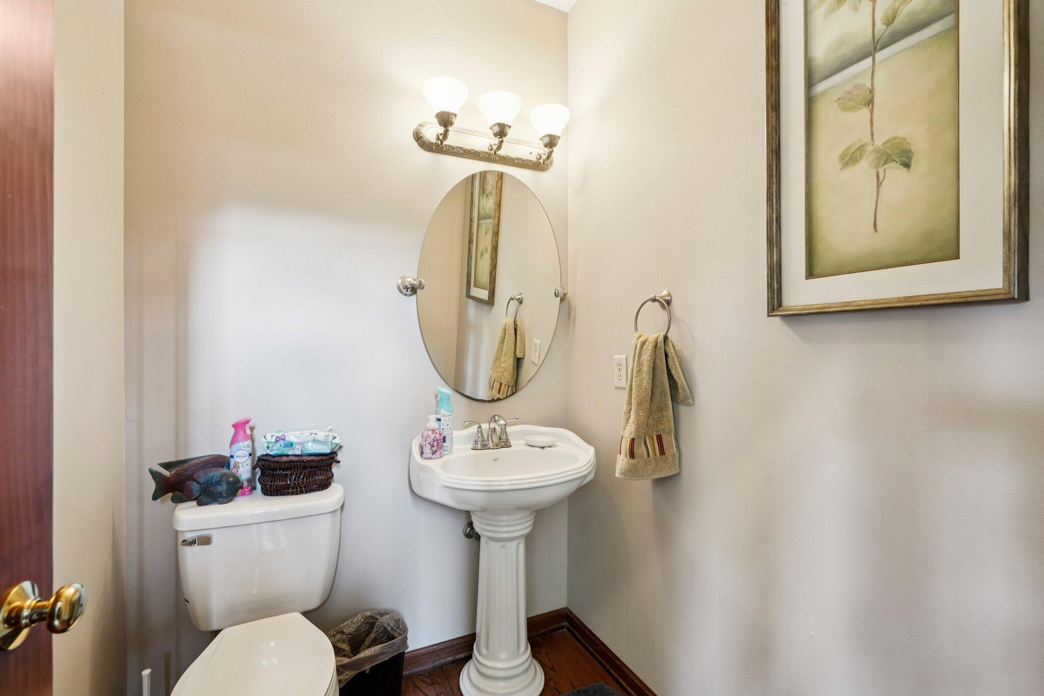 Pleasant Prairie, Wisconsin, 53158, United States, 4 Bedrooms Bedrooms, ,3 BathroomsBathrooms,Residential,For Sale,1983486