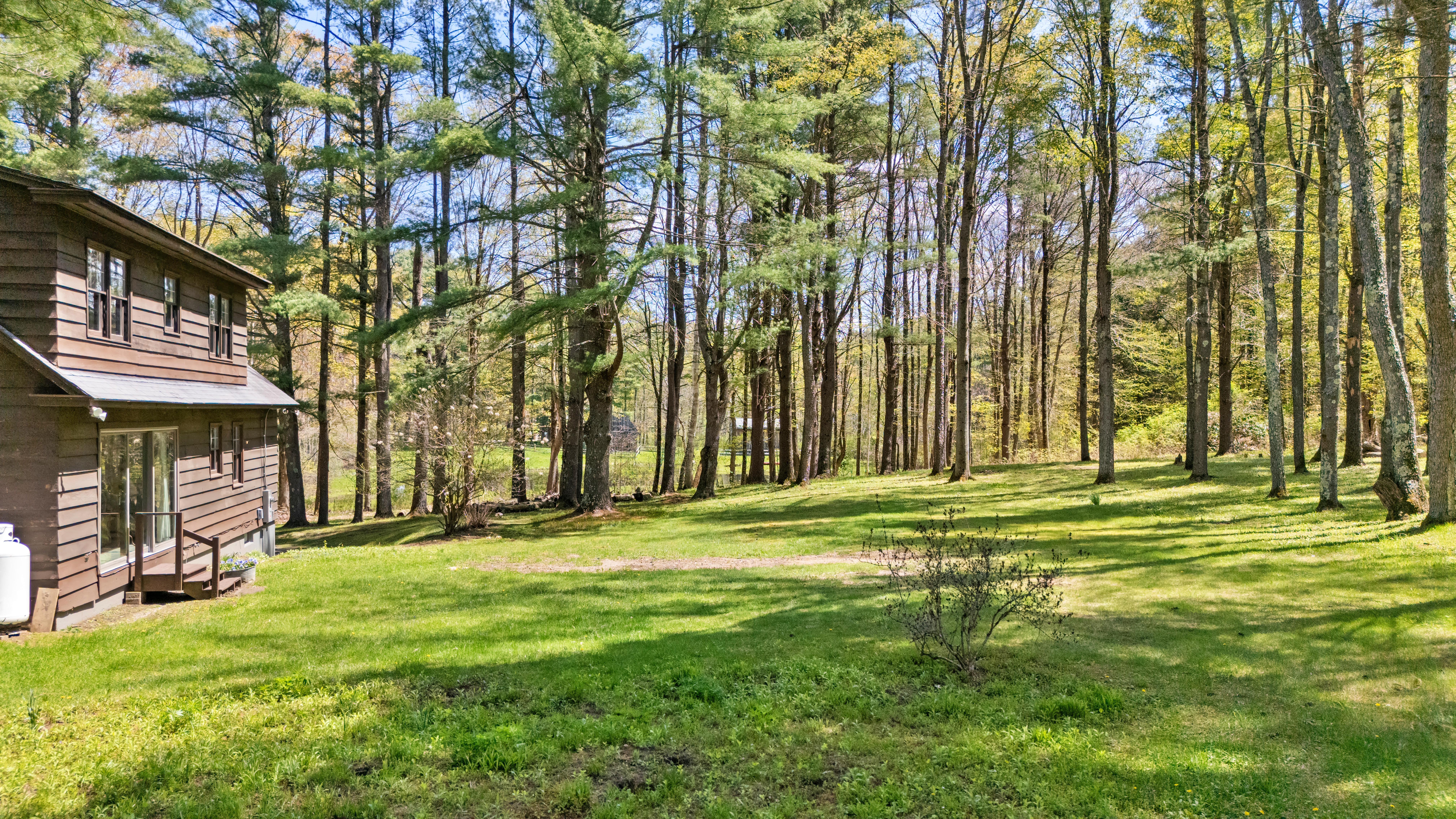  Secluded Lenox Acreage – Privacy, Character, & Minutes to Downtown - 物件實景