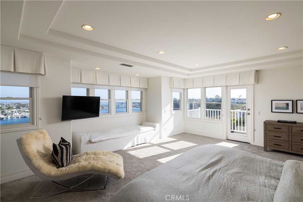 Newport Beach, California, 92660, United States, 3 Bedrooms Bedrooms, ,3 BathroomsBathrooms,Residential,For Sale,1867238