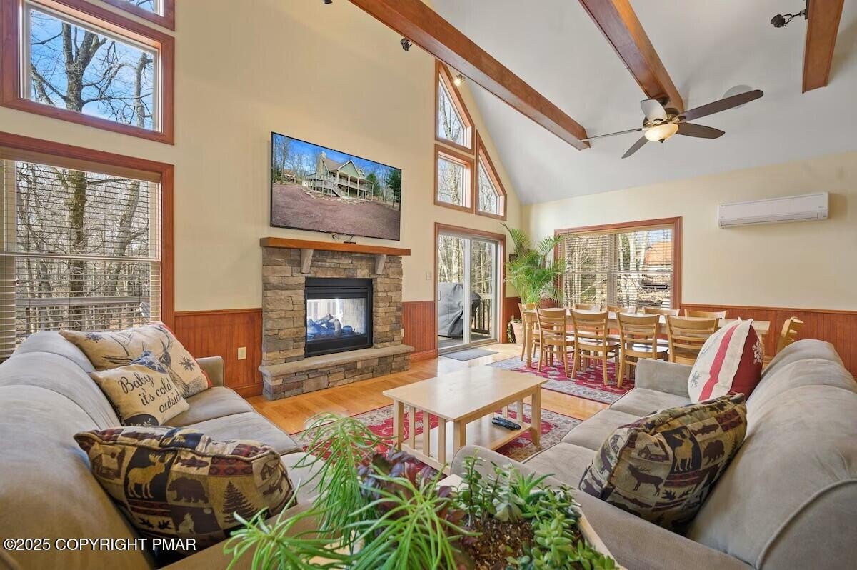 Lake Harmony, Pennsylvania, 18624, United States, 6 Bedrooms Bedrooms, ,3 BathroomsBathrooms,Residential,For Sale,1983616