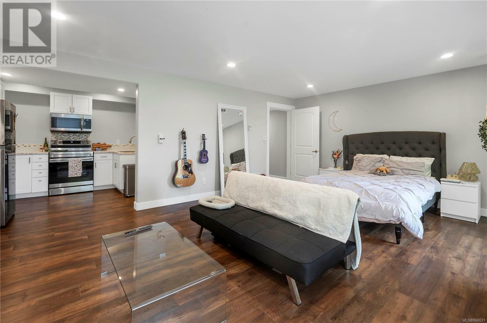 CAMPBELL RIVER, British Columbia, V9H 1V3, CA, 6 Bedrooms Bedrooms, ,4 BathroomsBathrooms,Residential,For Sale,1874294