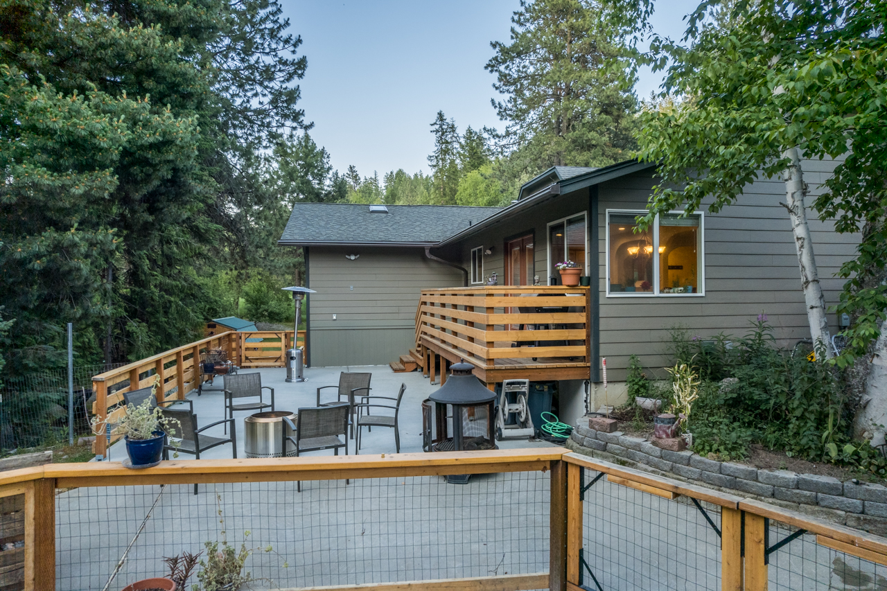 Bonners Ferry, Idaho, 83805, United States, 5 Bedrooms Bedrooms, ,5 BathroomsBathrooms,Residential,For Sale,1879157