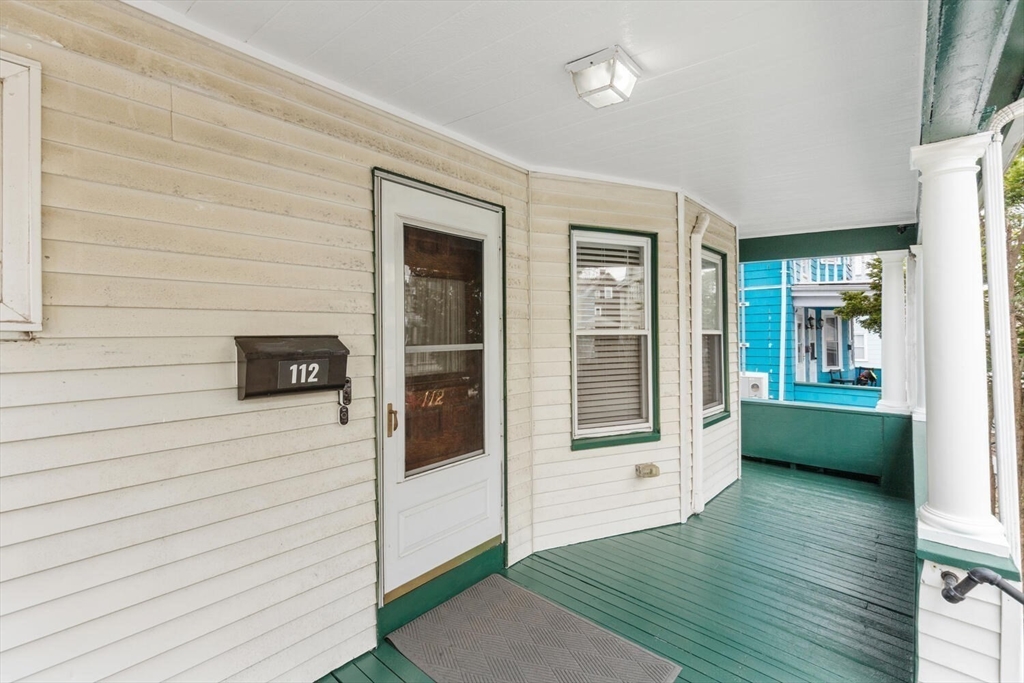 Malden, Massachusetts, 02148, United States, 5 Bedrooms Bedrooms, ,3 BathroomsBathrooms,Residential,For Sale,2033163