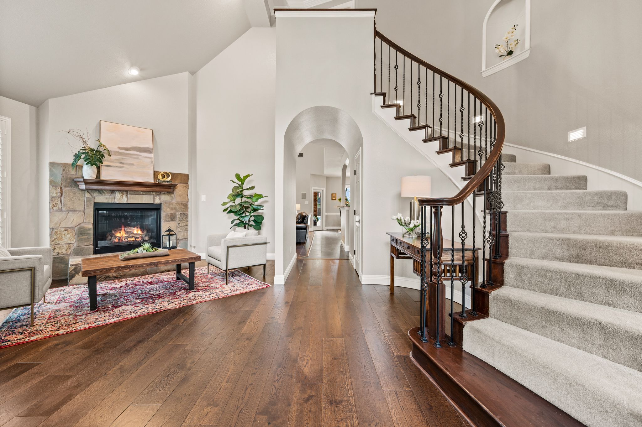  Timeless Elegance on Nearly Half an Acre in Prestigious Southlake Hills - 物件實景