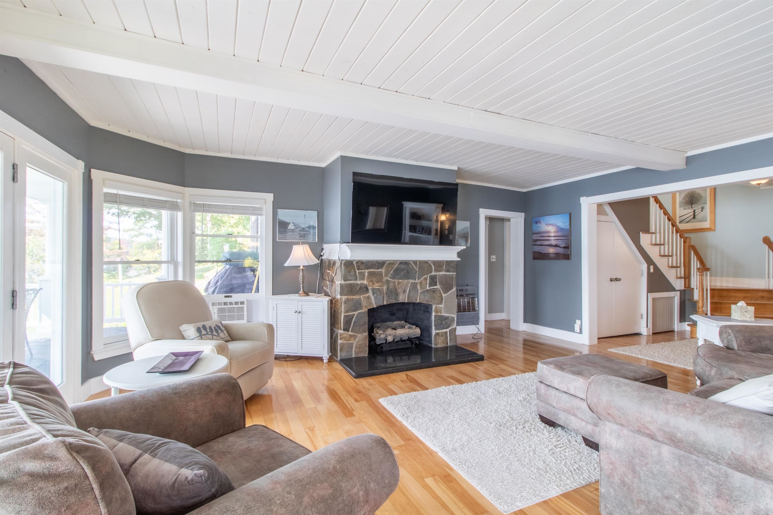 Barton, Vermont, 05822, United States, 2 Bedrooms Bedrooms, ,Residential,For Sale,1766049
