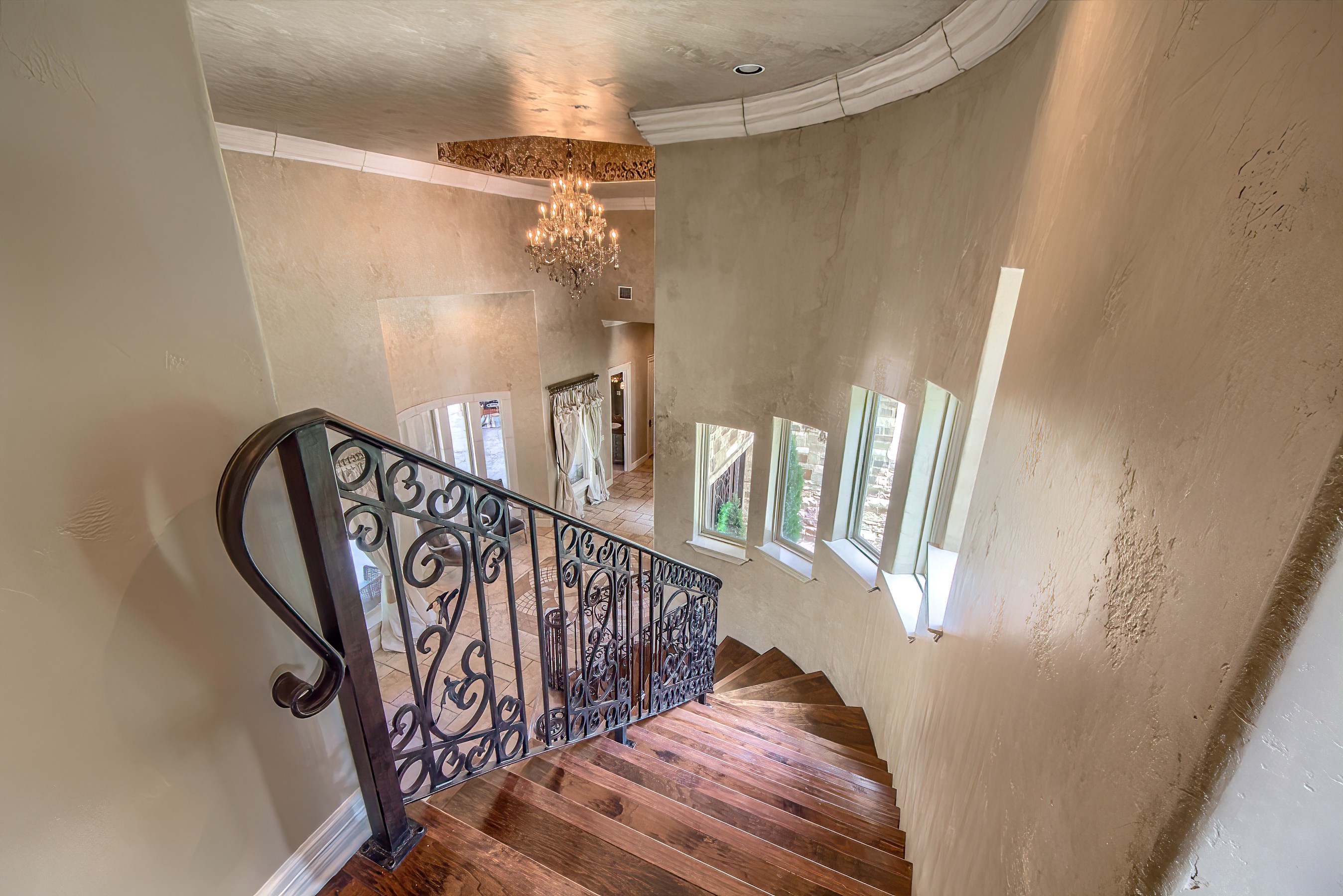 Seguin, Texas, 78155, United States, 7 Bedrooms Bedrooms, ,7 BathroomsBathrooms,Residential,For Sale,1994199