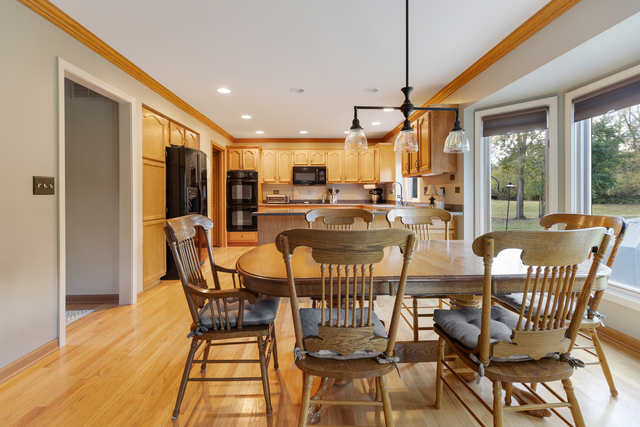 Huntley, Illinois, 60142, United States, 4 Bedrooms Bedrooms, ,3 BathroomsBathrooms,Residential,For Sale,1985712