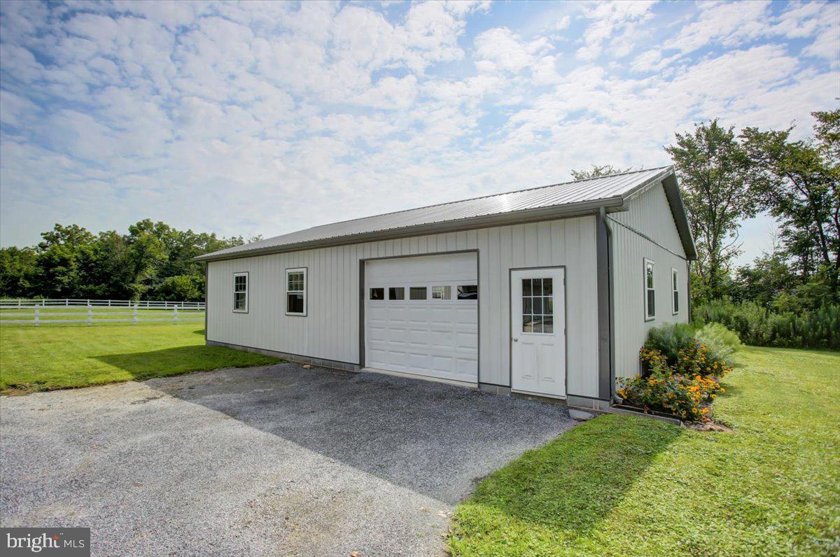 Orrstown, Pennsylvania, 17244, United States, 4 Bedrooms Bedrooms, ,2 BathroomsBathrooms,Residential,For Sale,1906124
