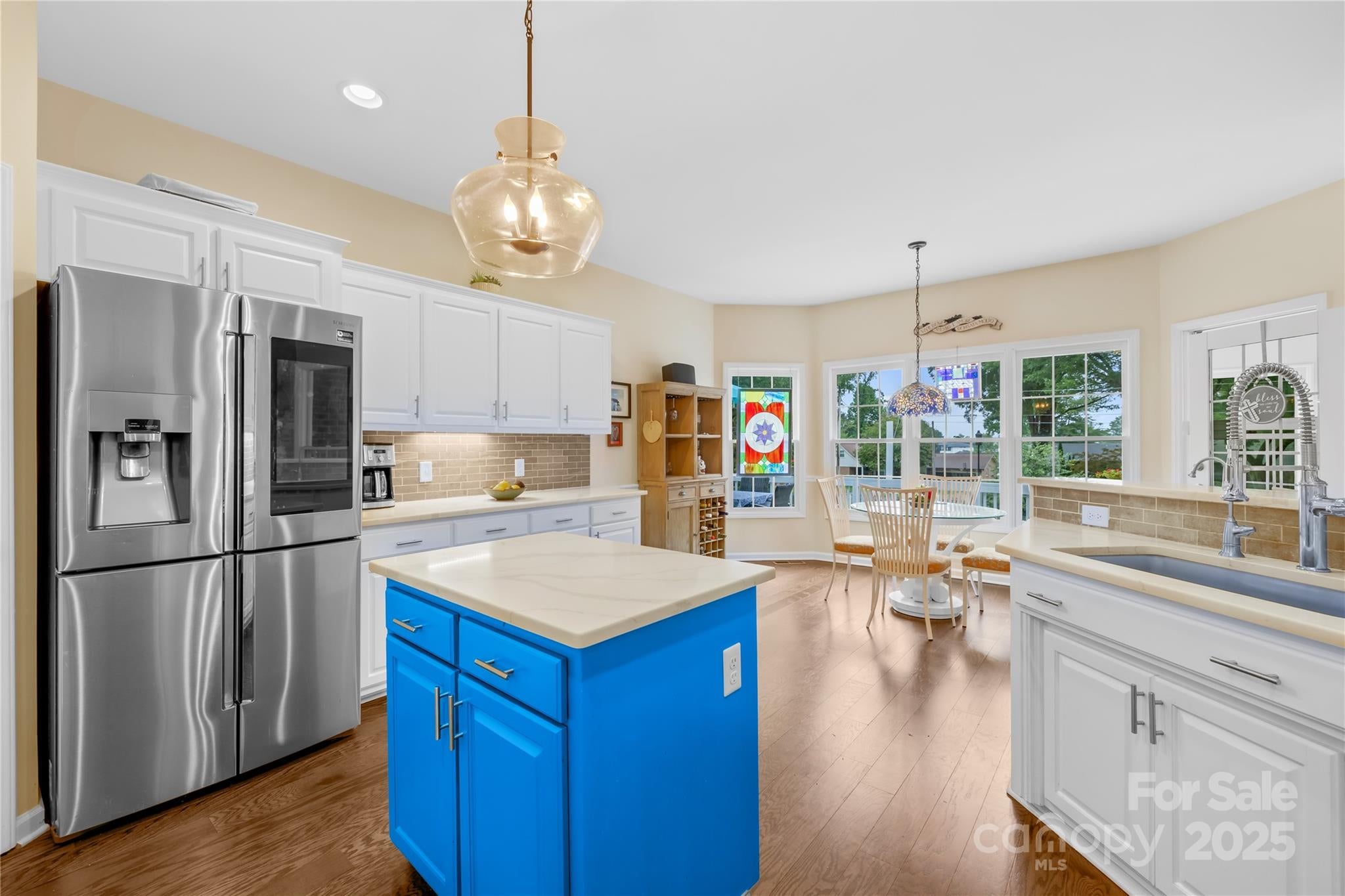 Cornelius, North Carolina, 28031, United States, 3 Bedrooms Bedrooms, ,3 BathroomsBathrooms,Residential,For Sale,1981519