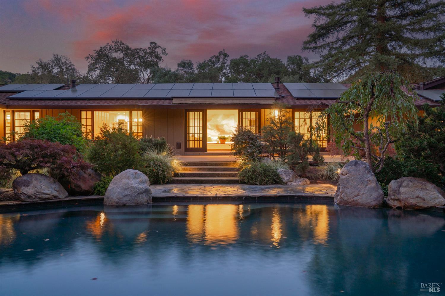 St. Helena, California, 94574, United States, 3 Bedrooms Bedrooms, ,5 BathroomsBathrooms,Residential,For Sale,1998865