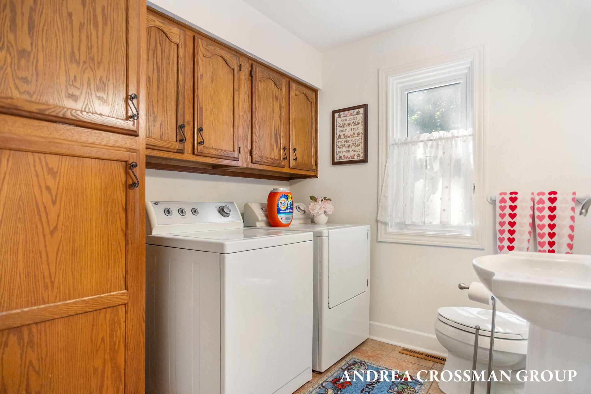 Holland, Michigan, 49424, United States, 5 Bedrooms Bedrooms, ,4 BathroomsBathrooms,Residential,For Sale,1947072