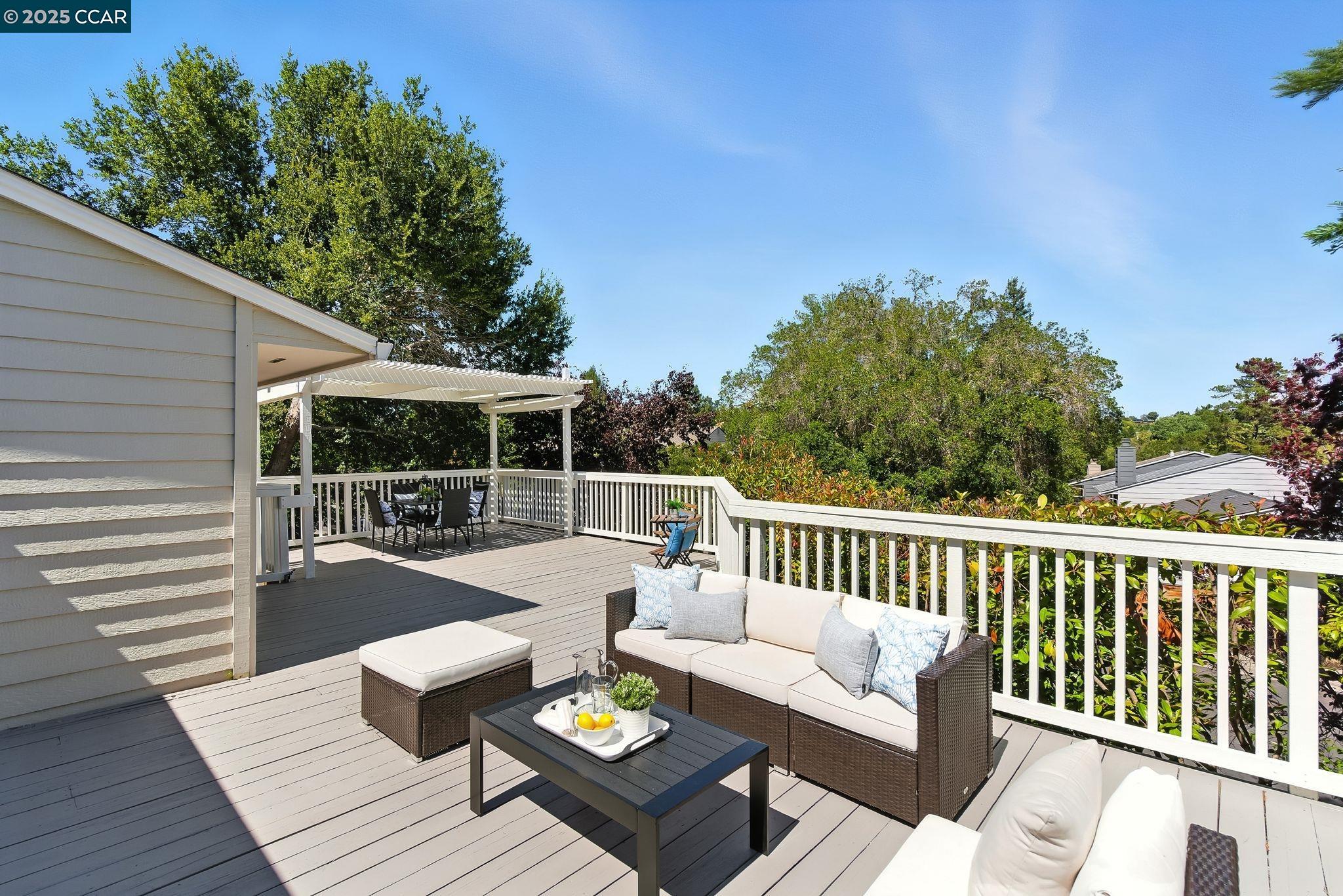 Moraga, California, 94556, United States, 3 Bedrooms Bedrooms, ,2 BathroomsBathrooms,Residential,For Sale,1926288