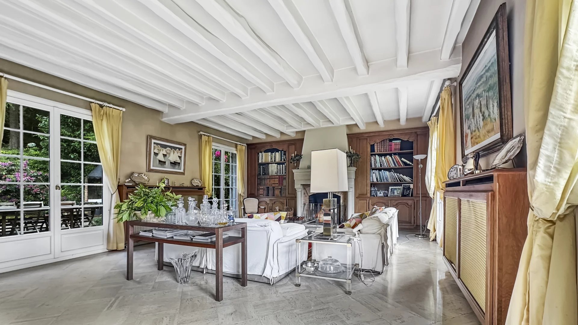 Jouy-en-Josas, Île-de-France, 78350, FR, 5 Bedrooms Bedrooms, ,4 BathroomsBathrooms,Residential,For Sale,1687138