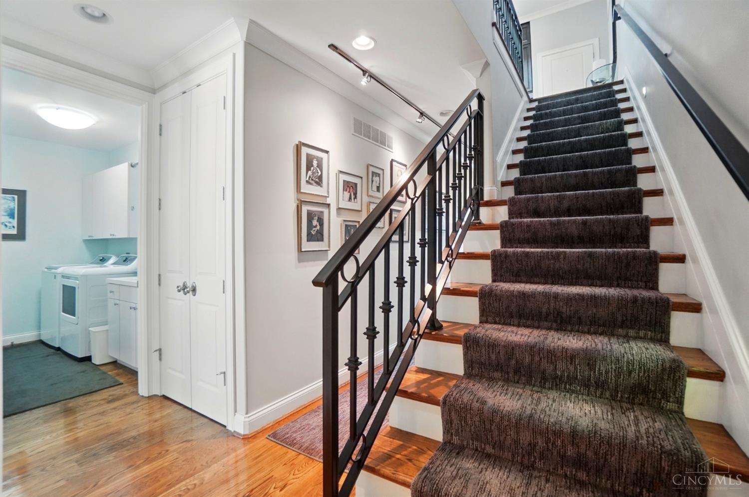 Cincinnati, Ohio, 45202, United States, 3 Bedrooms Bedrooms, ,4 BathroomsBathrooms,Residential,For Sale,1850372