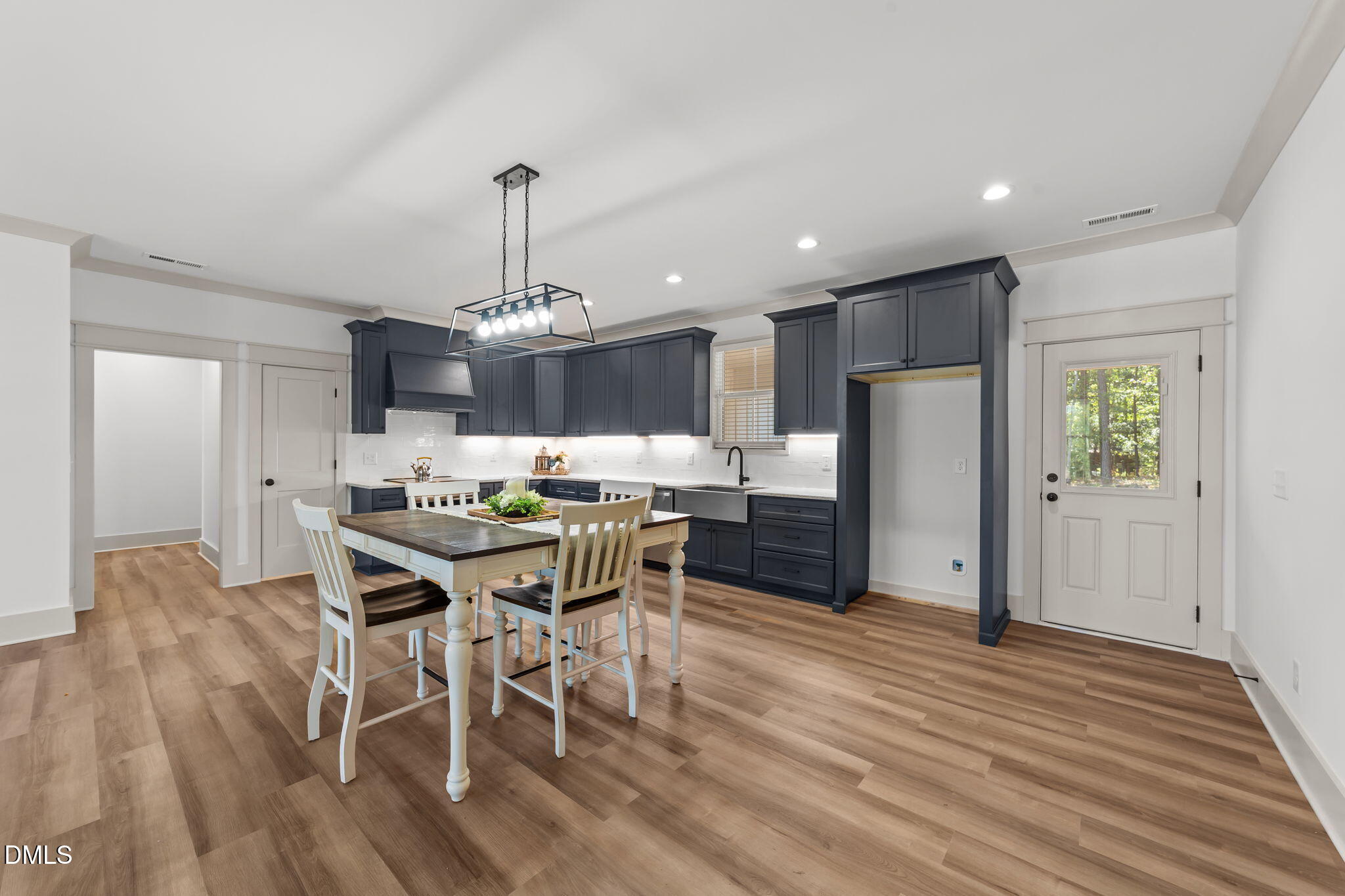 Fuquay Varina, North Carolina, 27526, United States, 3 Bedrooms Bedrooms, ,2 BathroomsBathrooms,Residential,For Sale,1975707