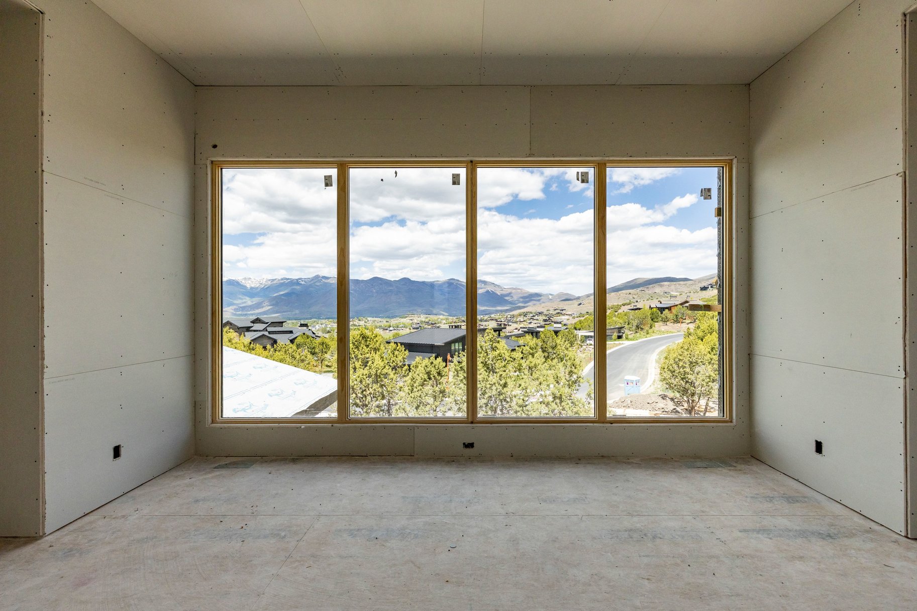  Luxury on Top of the Red Ledges - 物件實景