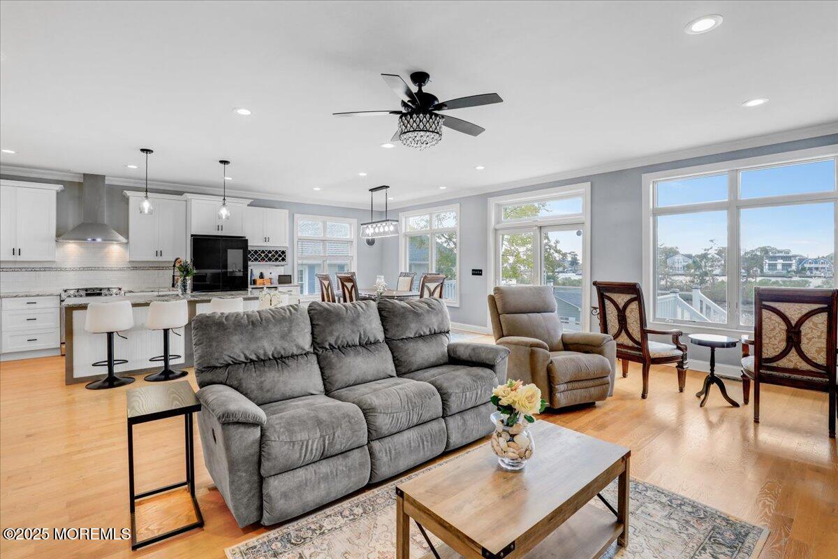 Brick, New Jersey, 08724, United States, 5 Bedrooms Bedrooms, ,3 BathroomsBathrooms,Residential,For Sale,1985674