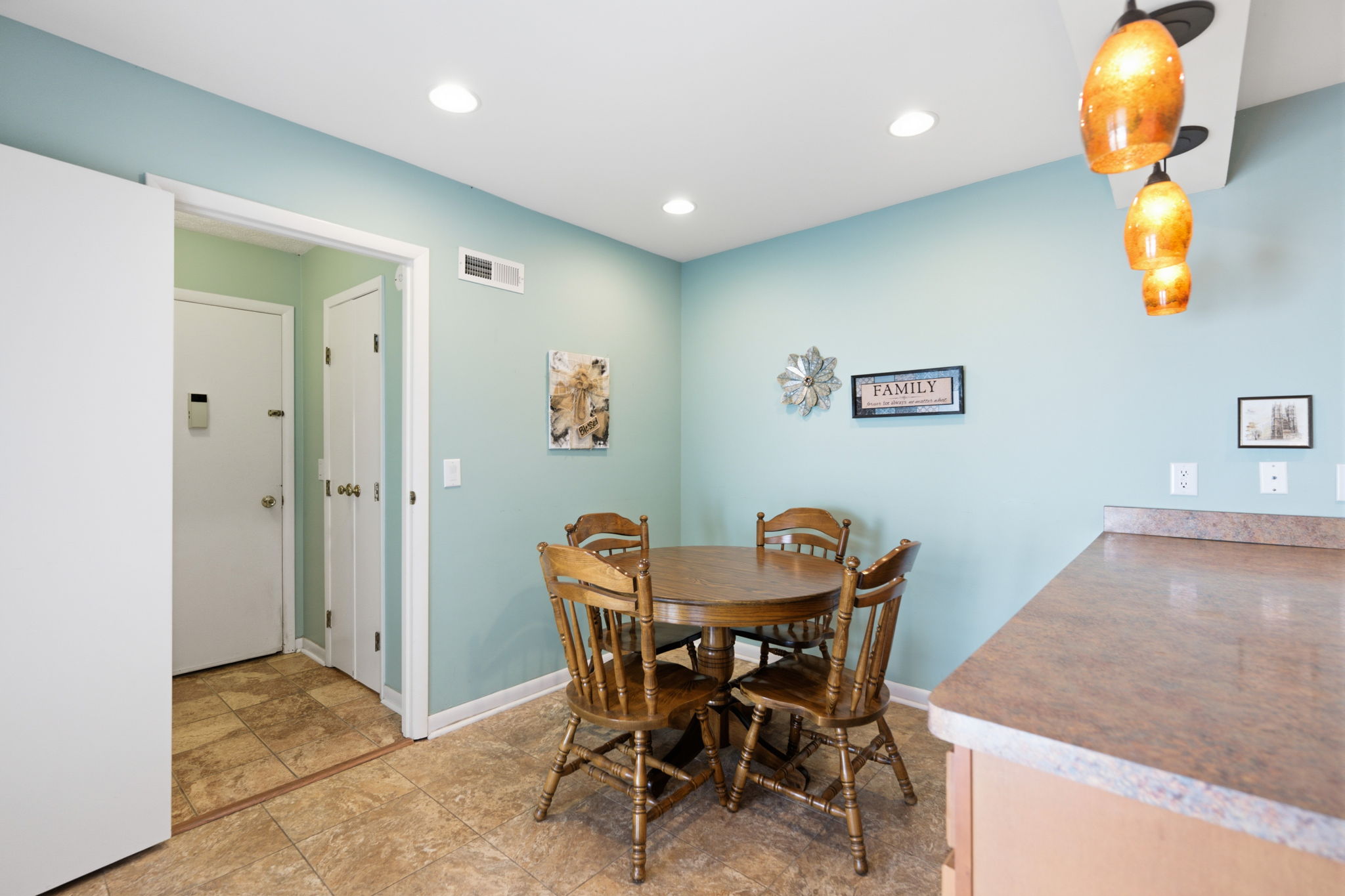  2 Boxwood Court, Cincinnati, OH 45246 - 物件實景