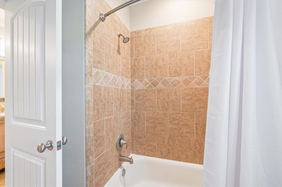 Brunswick, Georgia, 31523, United States, 3 Bedrooms Bedrooms, ,4 BathroomsBathrooms,Residential,For Sale,1991614