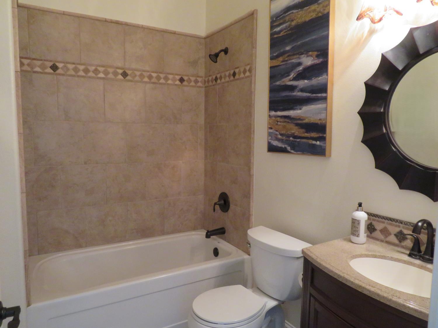 Oakdale, California, 95361, United States, 3 Bedrooms Bedrooms, ,4 BathroomsBathrooms,Residential,For Sale,1905843
