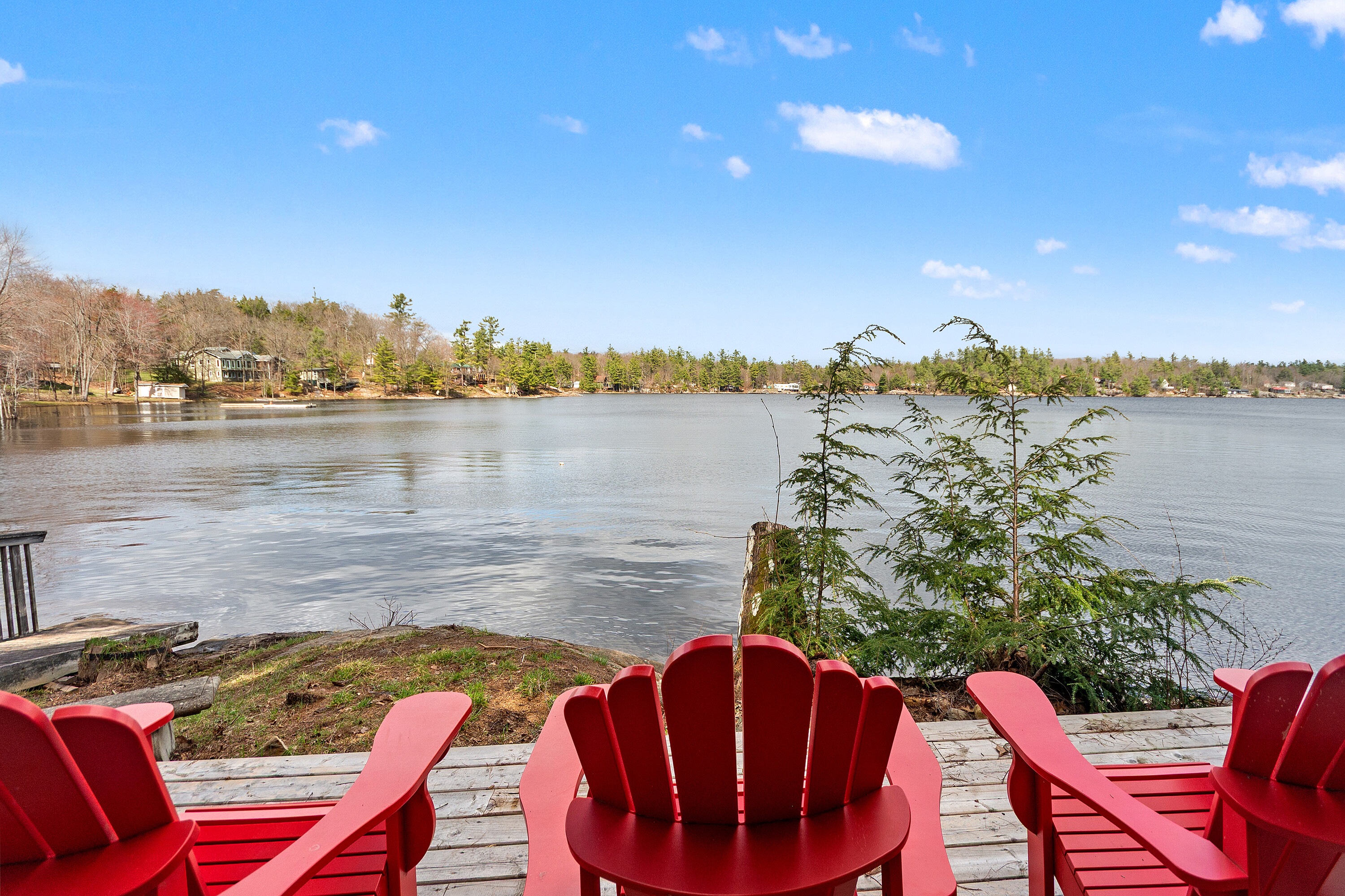  Gibson Lake Family Compound - 物件實景