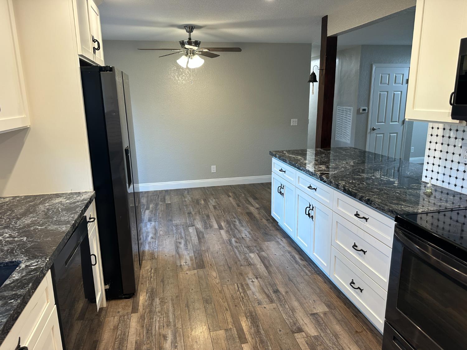 El Dorado, California, 95623, United States, 3 Bedrooms Bedrooms, ,2 BathroomsBathrooms,Residential,For Sale,1888734