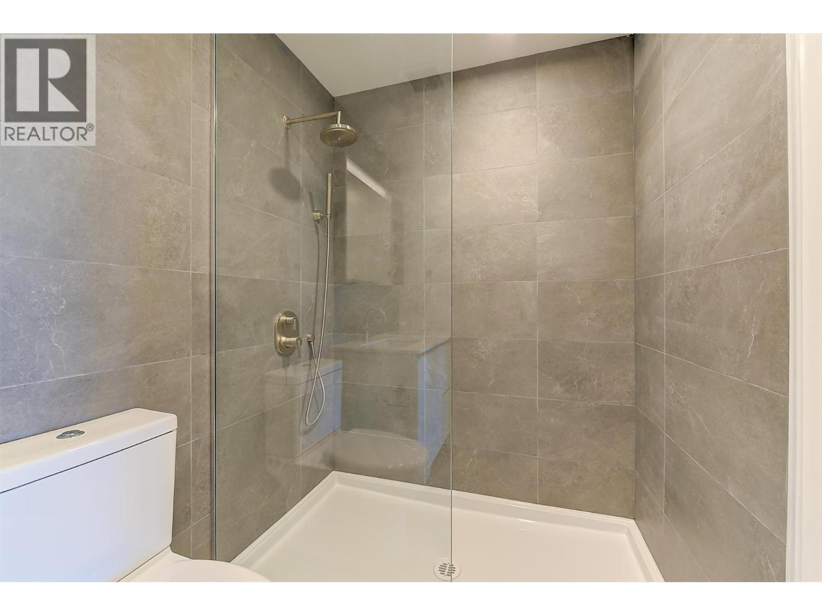 WEST KELOWNA, British Columbia, V1Z 2A9, CA, 2 Bedrooms Bedrooms, ,2 BathroomsBathrooms,Residential,For Sale,1947246