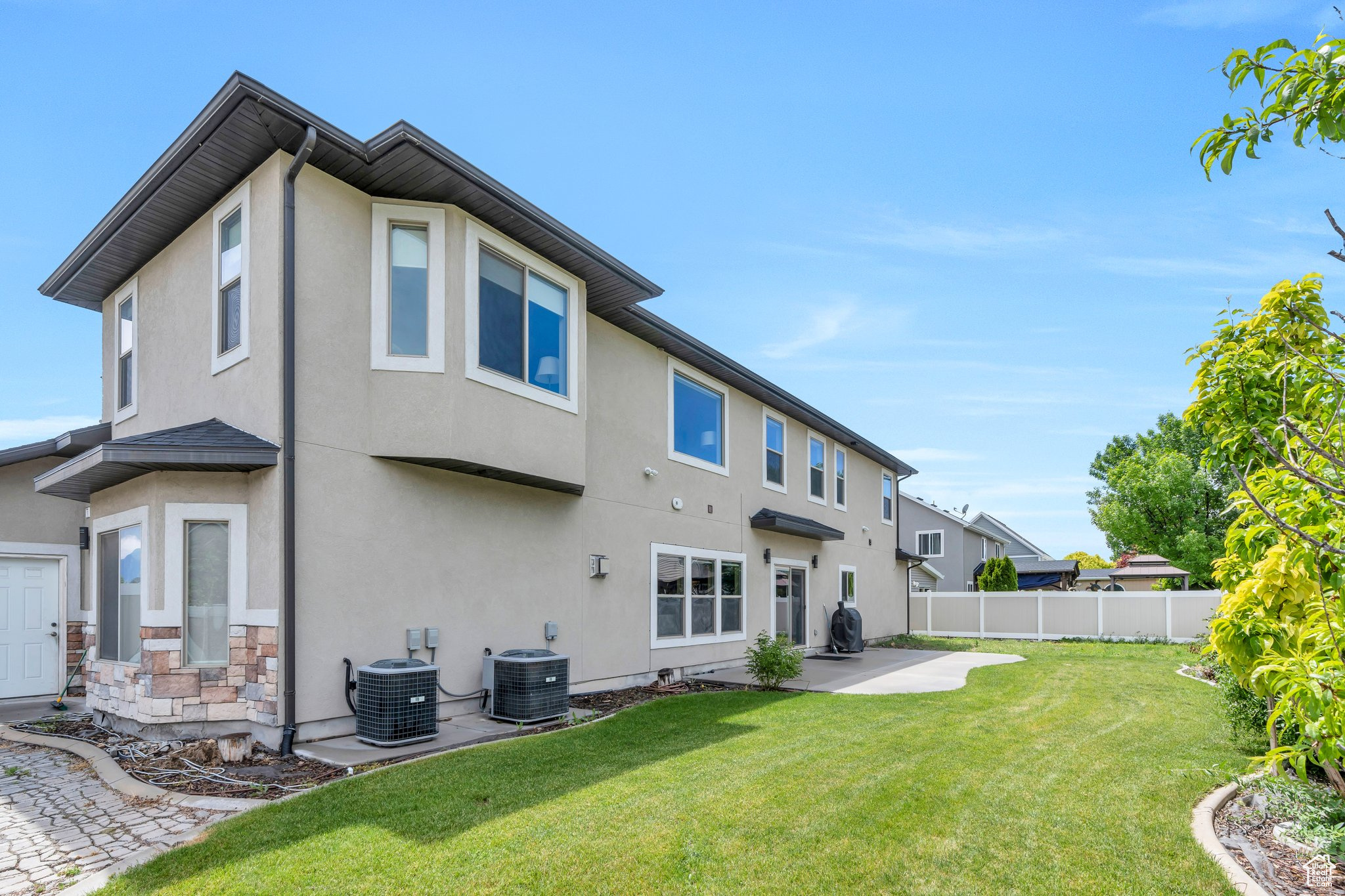 Springville, Utah, 84663, United States, 5 Bedrooms Bedrooms, ,5 BathroomsBathrooms,Residential,For Sale,1829365