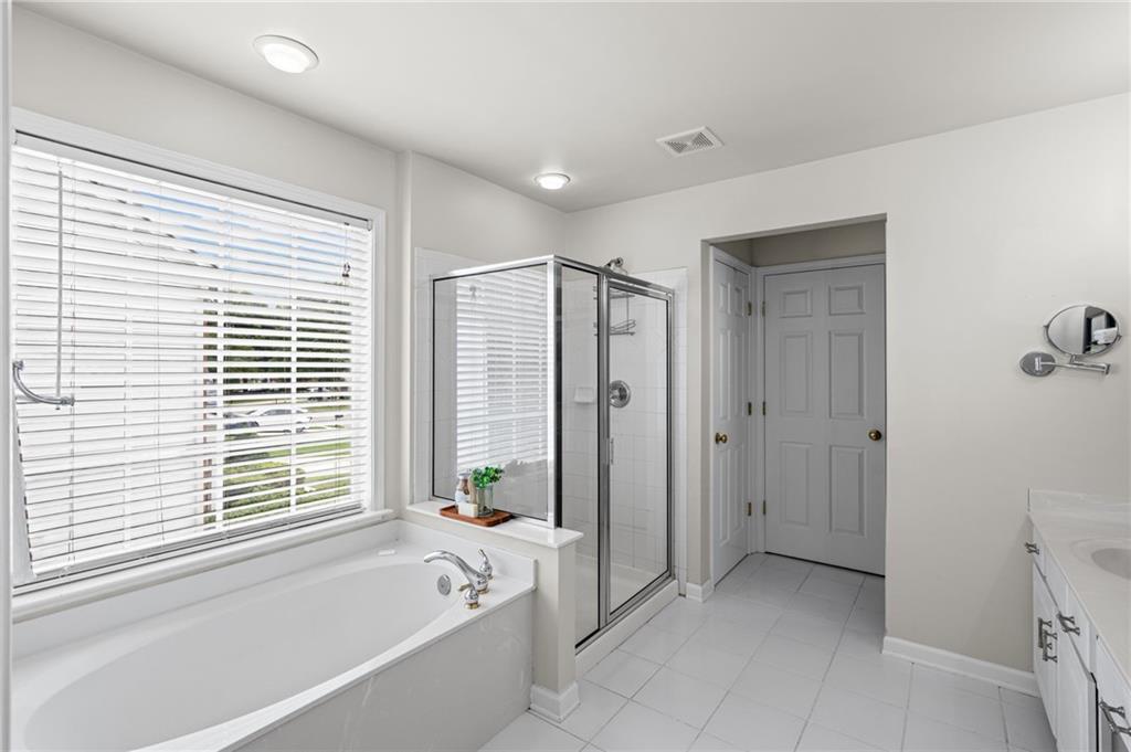 Cumming, Georgia, 30041, United States, 4 Bedrooms Bedrooms, ,3 BathroomsBathrooms,Residential,For Sale,2048707