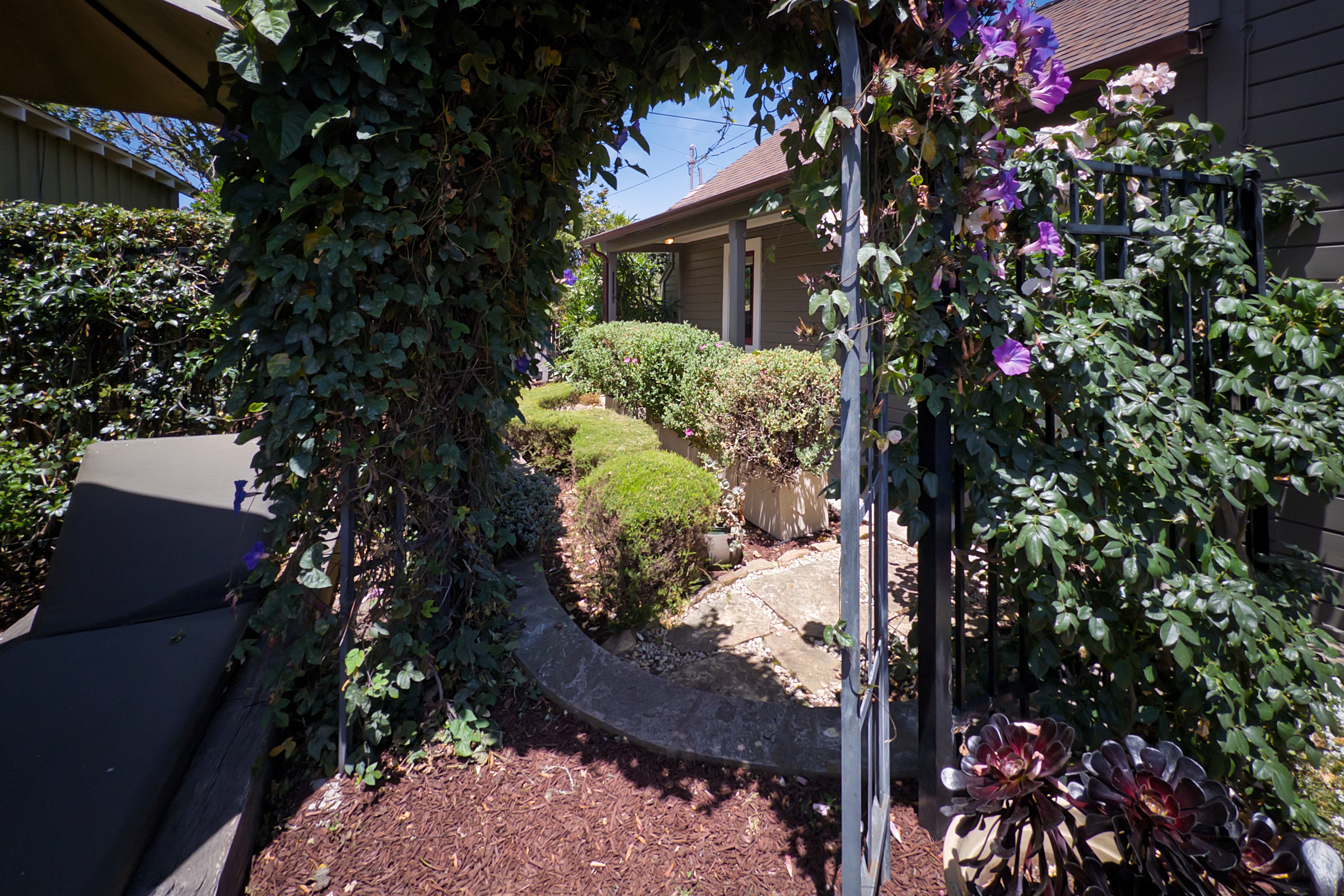 515 Dickman Avenue, Monterey - 物件實景