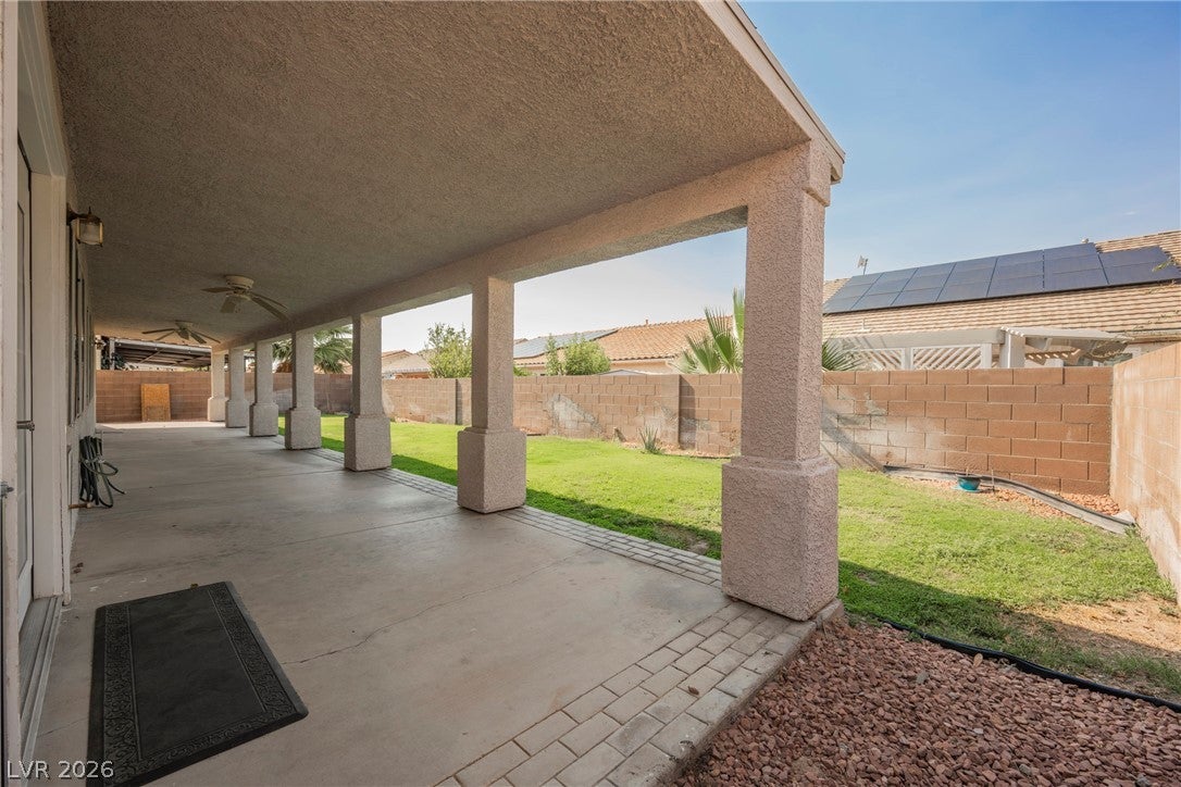 Henderson, Nevada, 89015, United States, 5 Bedrooms Bedrooms, ,2 BathroomsBathrooms,Residential,For Sale,1976773