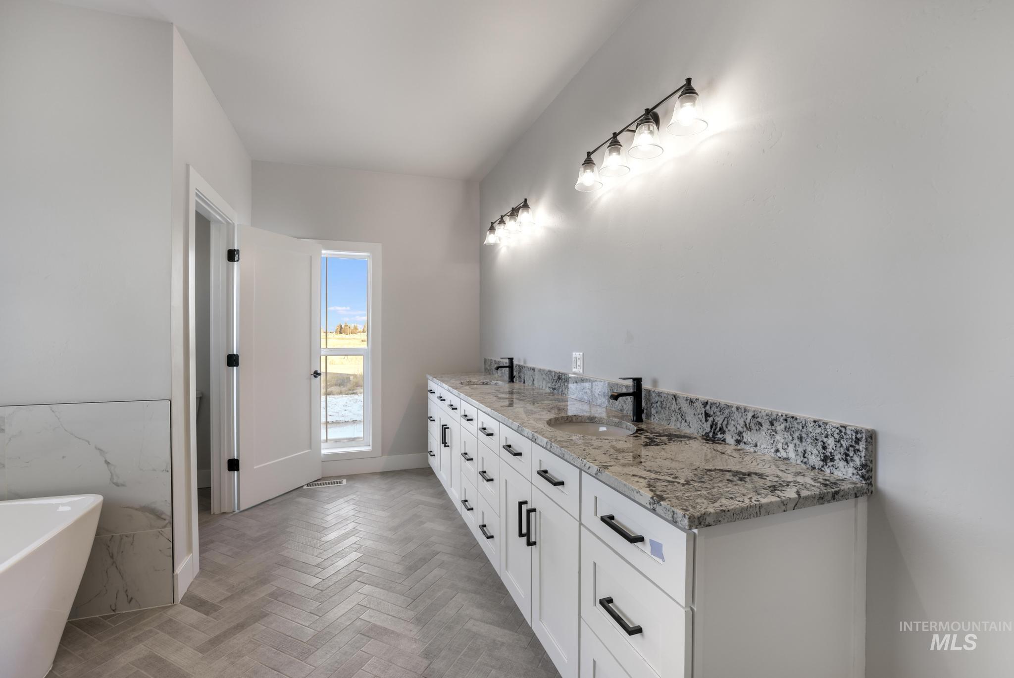 Burley, Idaho, 83318, United States, 4 Bedrooms Bedrooms, ,4 BathroomsBathrooms,Residential,For Sale,2001810