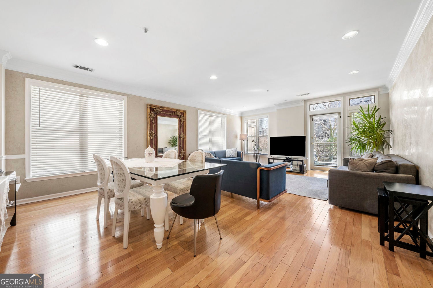 Peachtree Rd, Atlanta, GA 30326