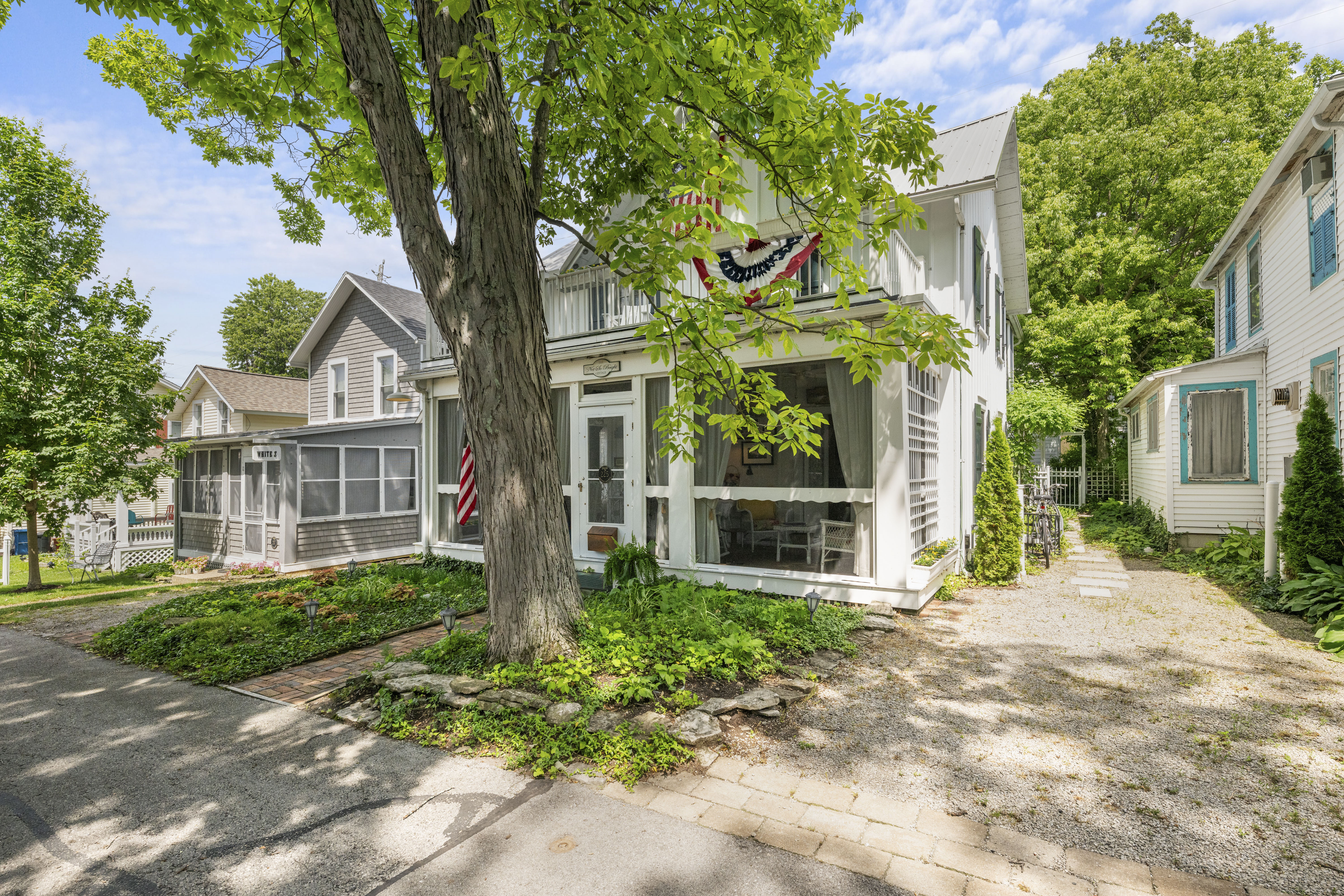  225 Sycamore Avenue - 物件實景