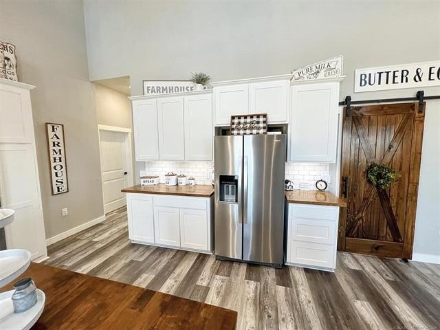 Tahlequah, Oklahoma, 74464, United States, 6 Bedrooms Bedrooms, ,4 BathroomsBathrooms,Residential,For Sale,1982576