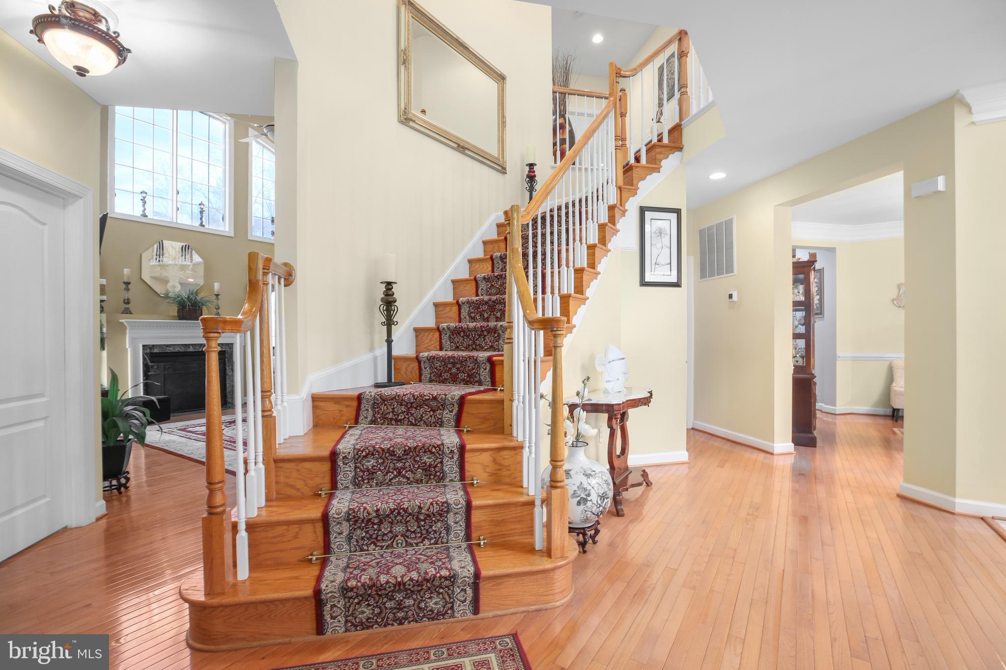 Woodbridge, Virginia, 22192, United States, 5 Bedrooms Bedrooms, ,5 BathroomsBathrooms,Residential,For Sale,1987362