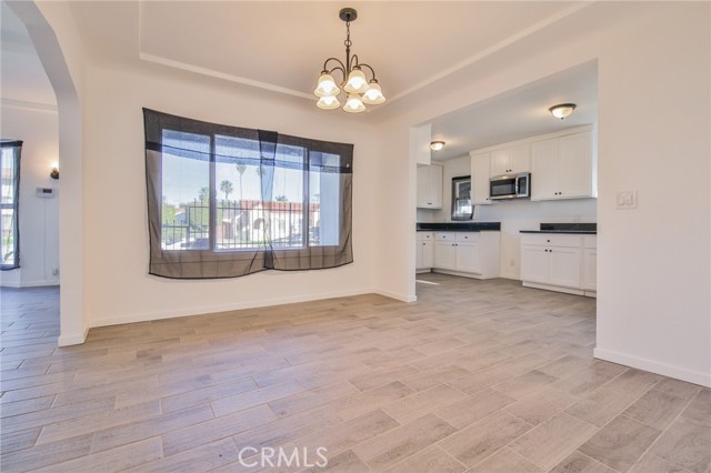 Los Angeles, California, 90047, United States, 5 Bedrooms Bedrooms, ,Residential,For Sale,2009243