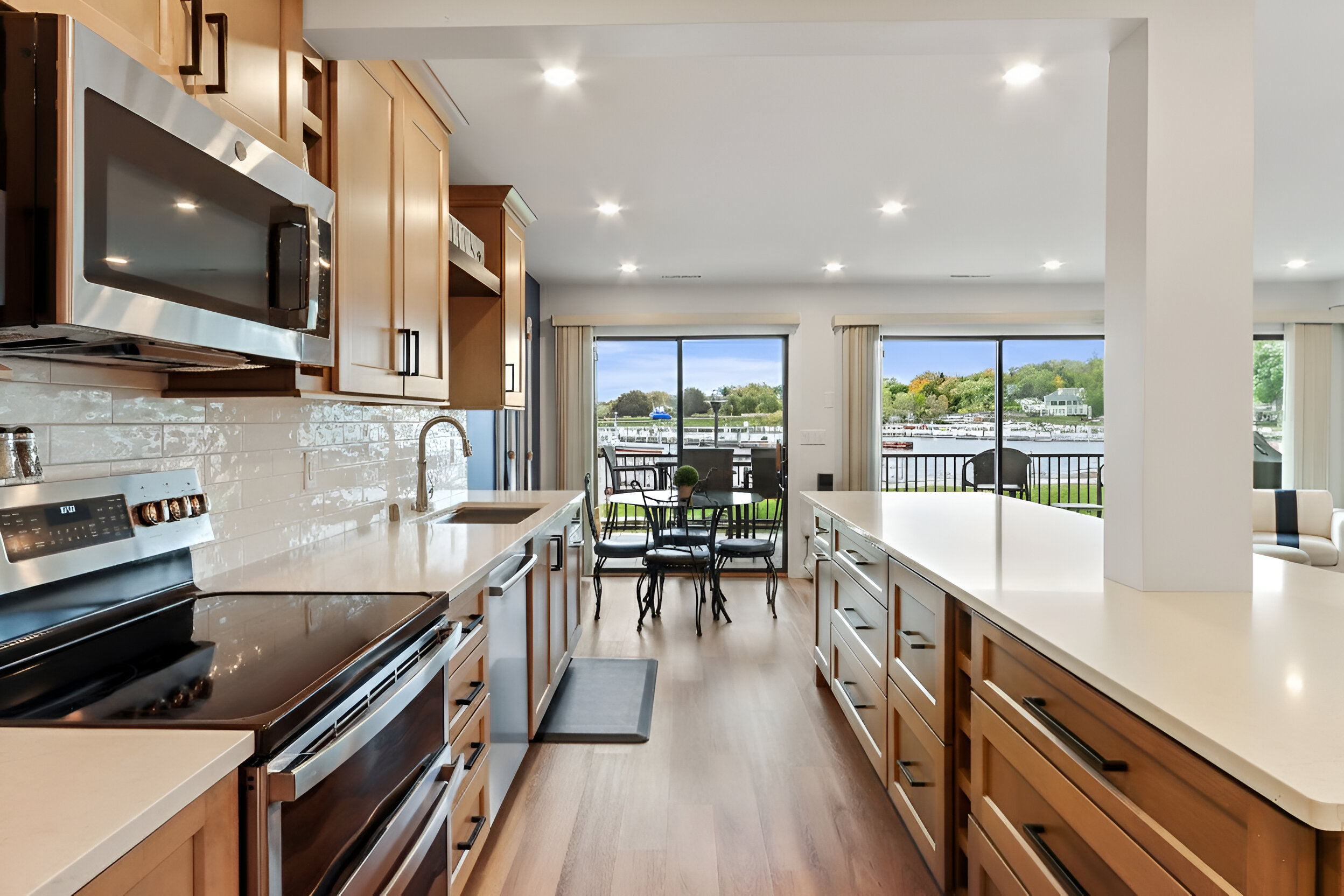  Abbey Villas Condo - First Floor Unit With Marina Views - 物件實景