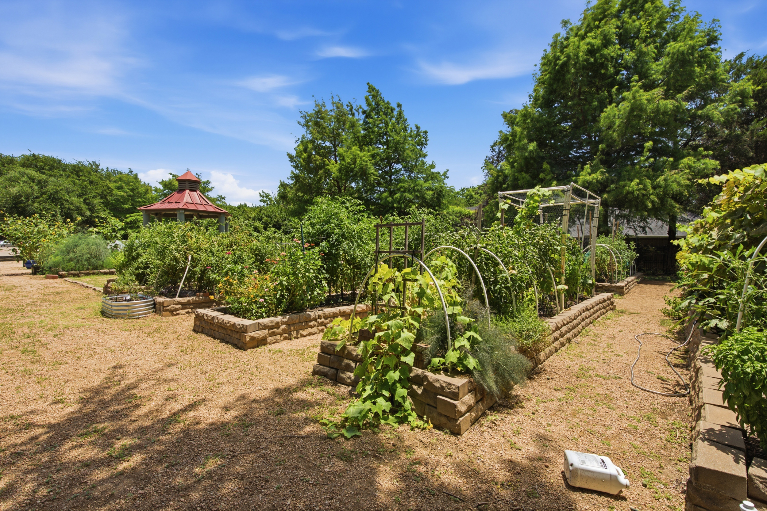  Updated Addison Gem  3 Beds + Game Room  Low-Maintenance Living - 物件實景