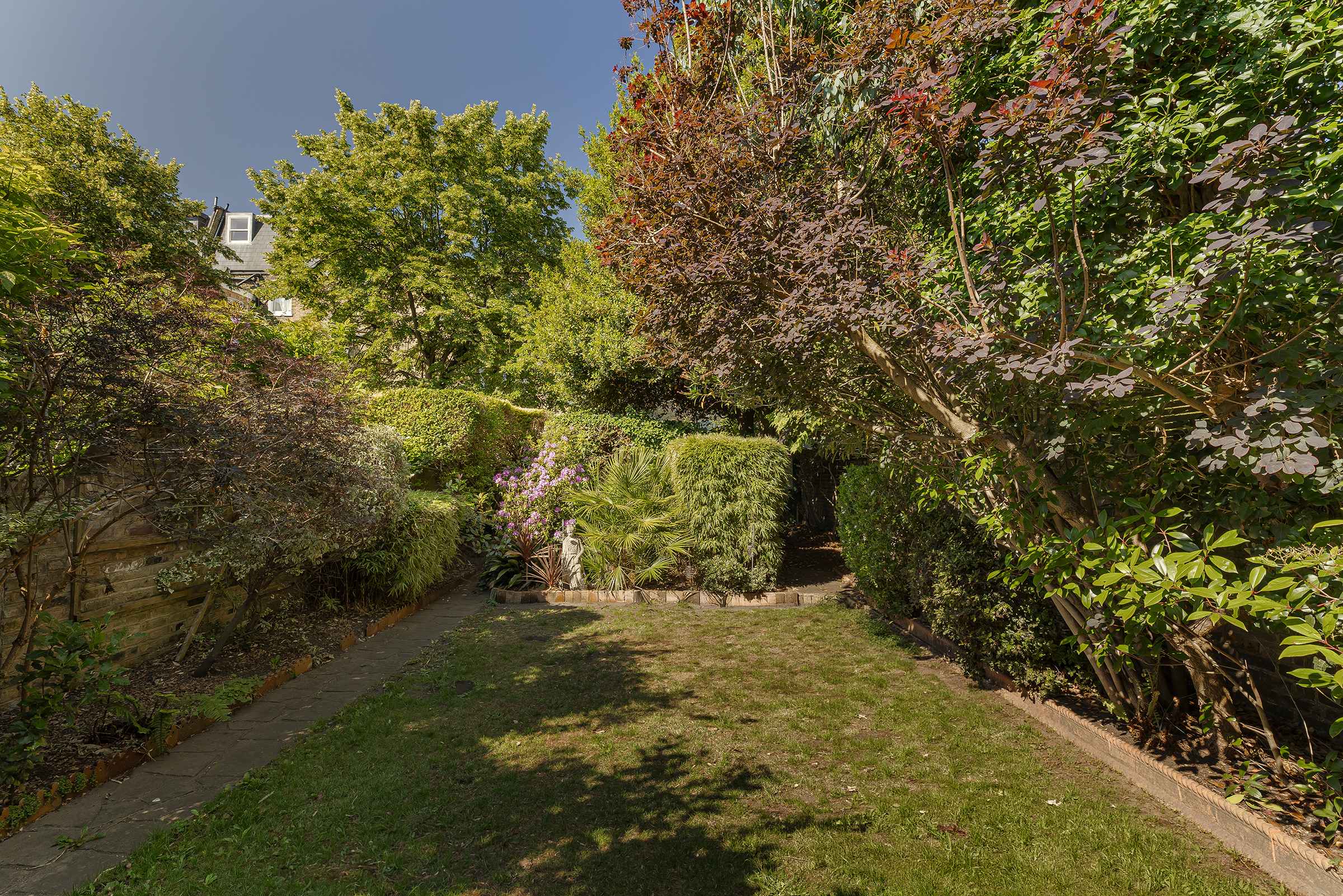  A Handsome Fulham House with a 92ft South-West Facing Garden - 物件實景